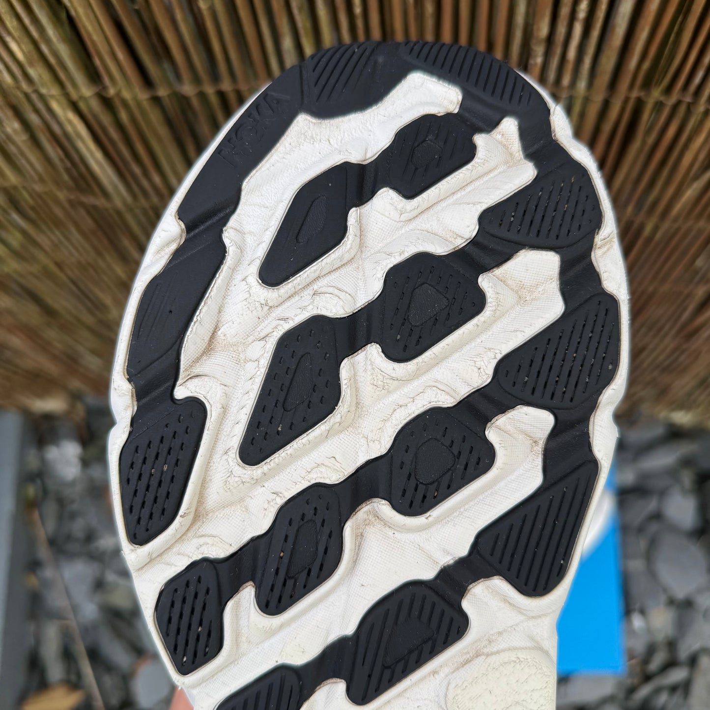 Hoka Clifton 9 - Black / White - UK11