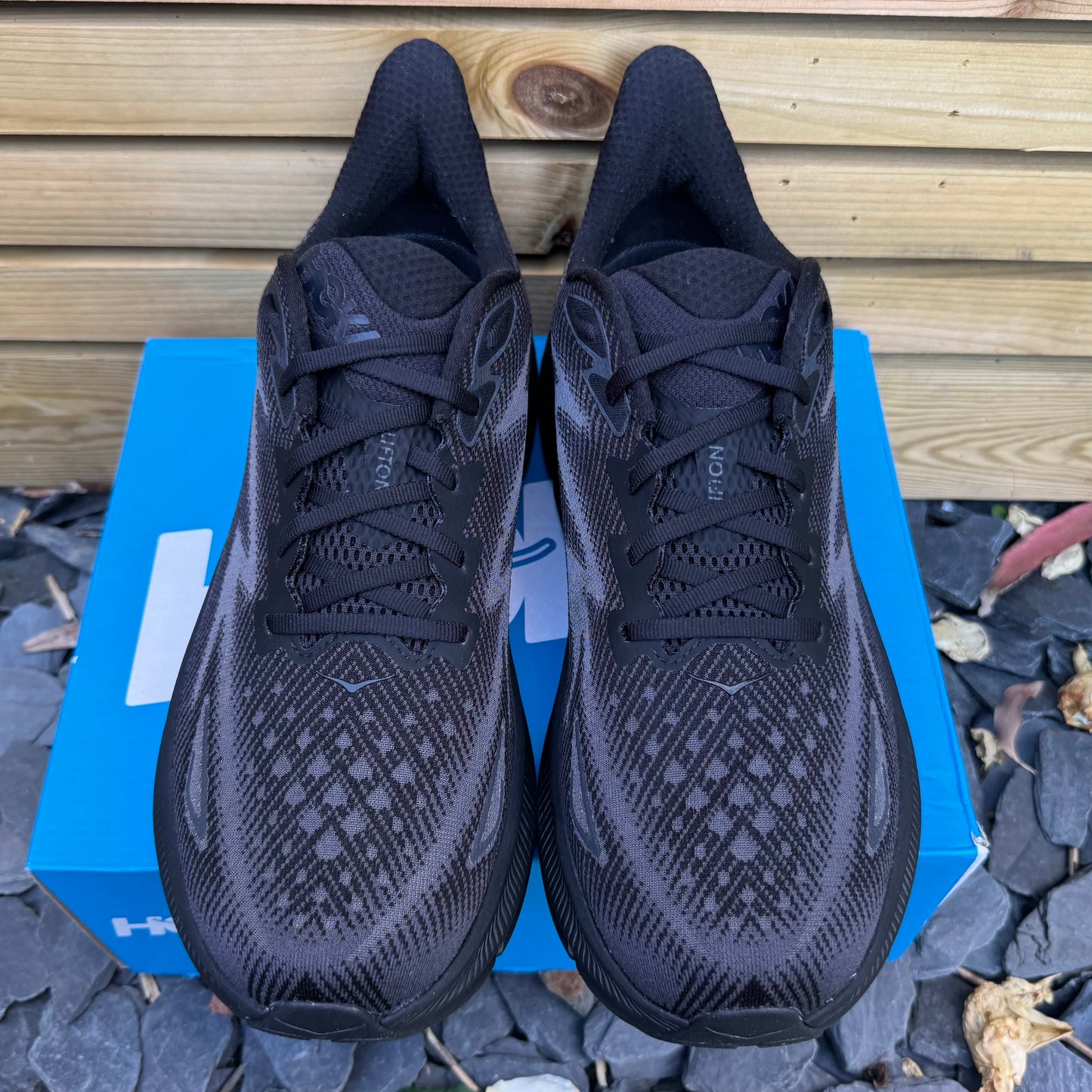 Hoka Clifton 9 - Triple Black - UK12