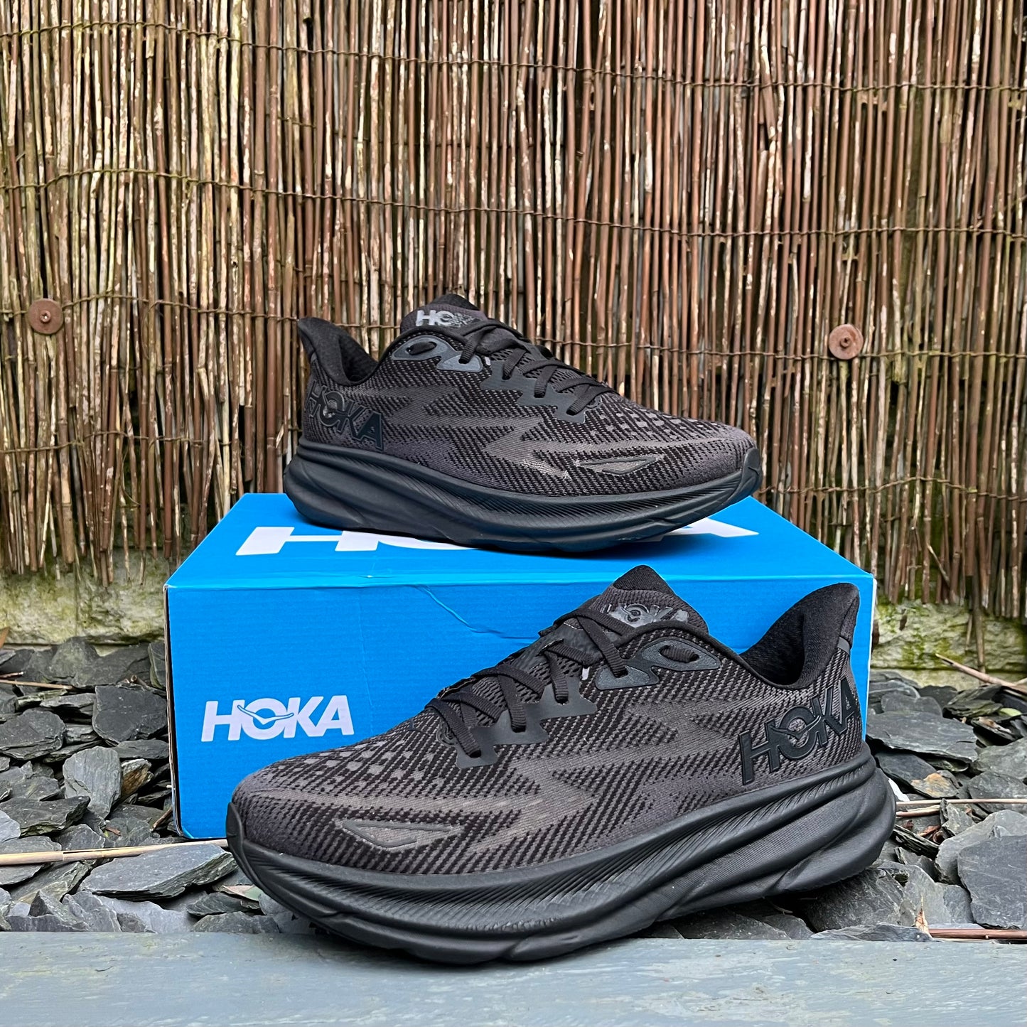 Hoka Clifton 9 - Triple Black - UK9.5