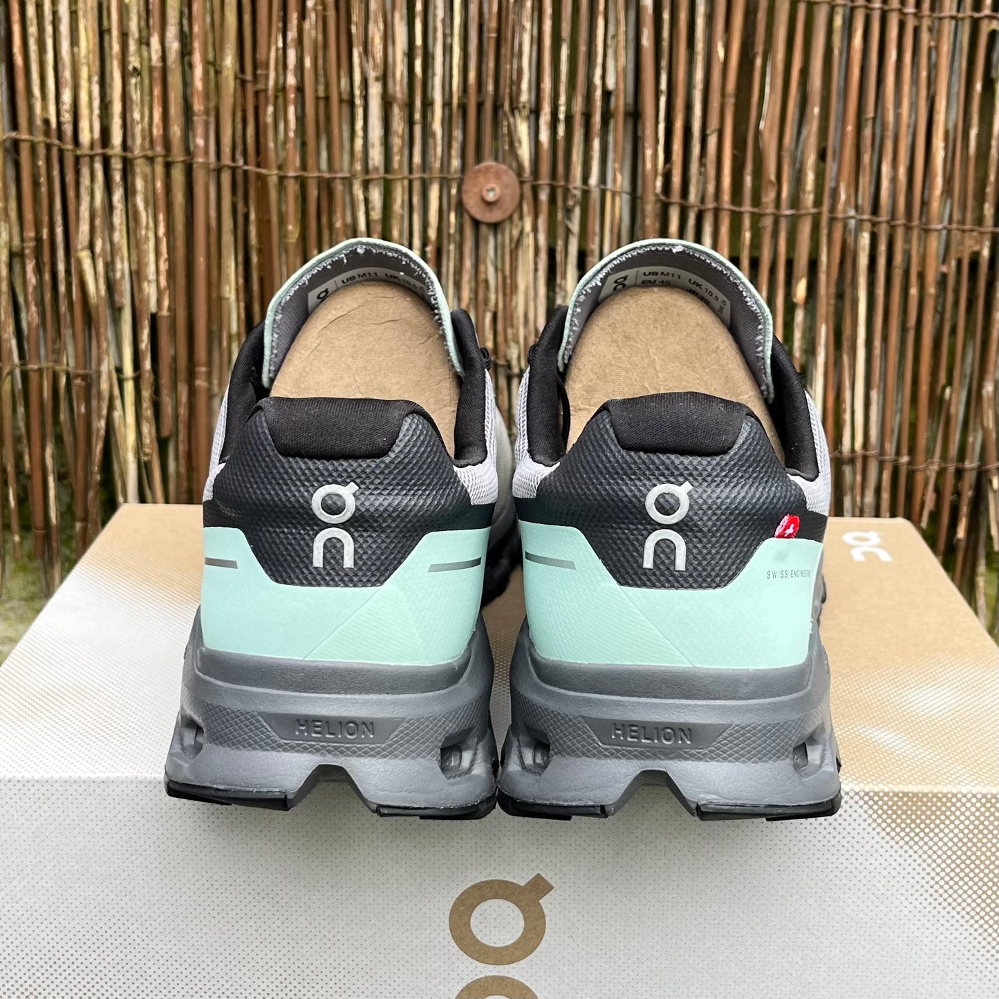 On Running CloudVista - Alloy / Mint - UK10.5