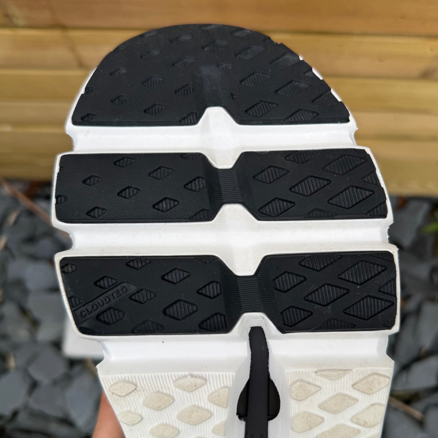On Running CloudSwift 3.0 - Black - UK9