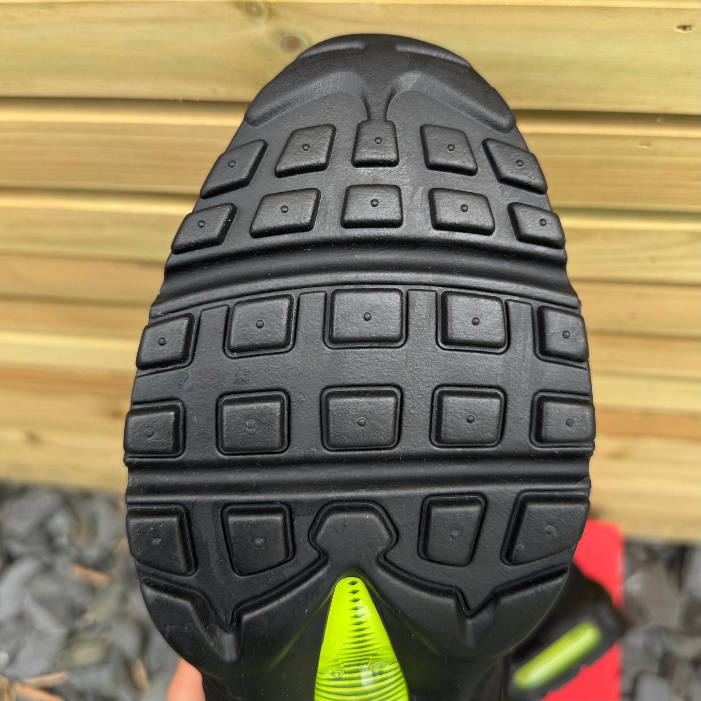 Nike Air Max 95 Retro Logo - Black Grey / Volt - Multiple Sizes - Brand New