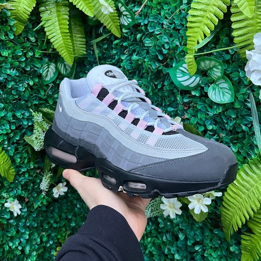 Nike Air Max 95 OG - Gunsmoke / Pink Foam - UK9