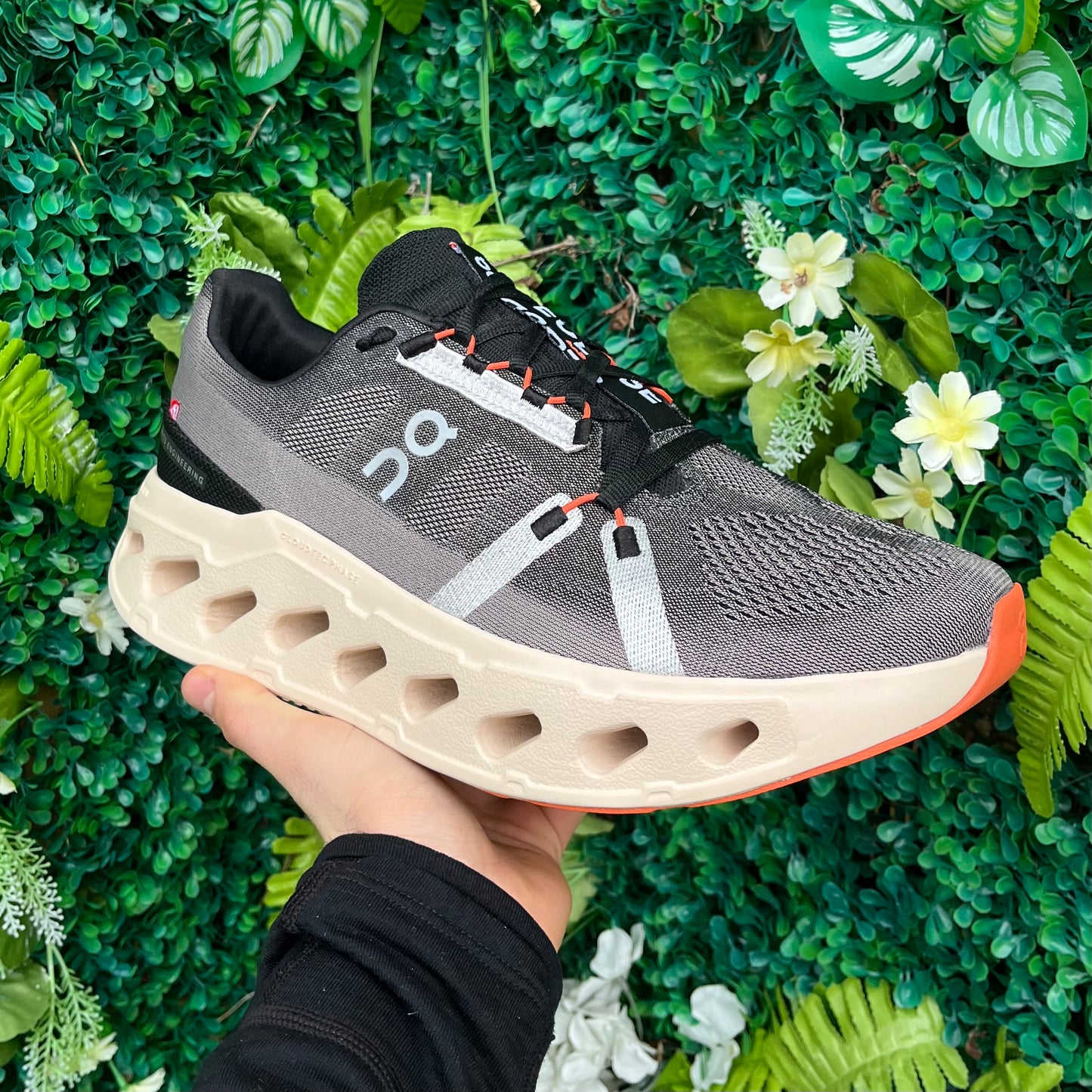 On Running CloudEclipse - Fade / Sand - UK10.5