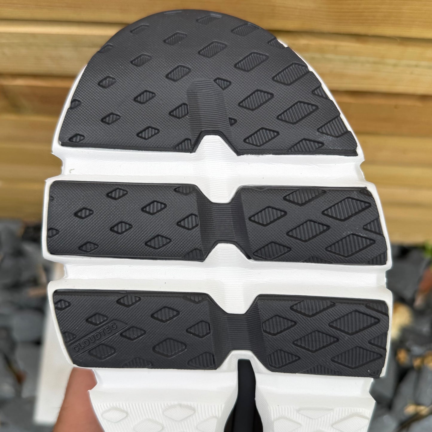 On Running CloudSwift 3.0 - Alloy / Glacier - UK9.5 - Brand New