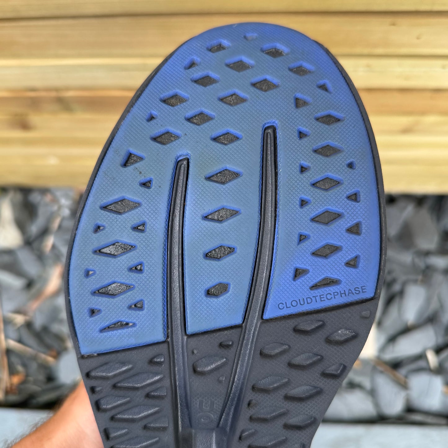 On Running CloudSurfer - Black / Cobalt - UK8.5