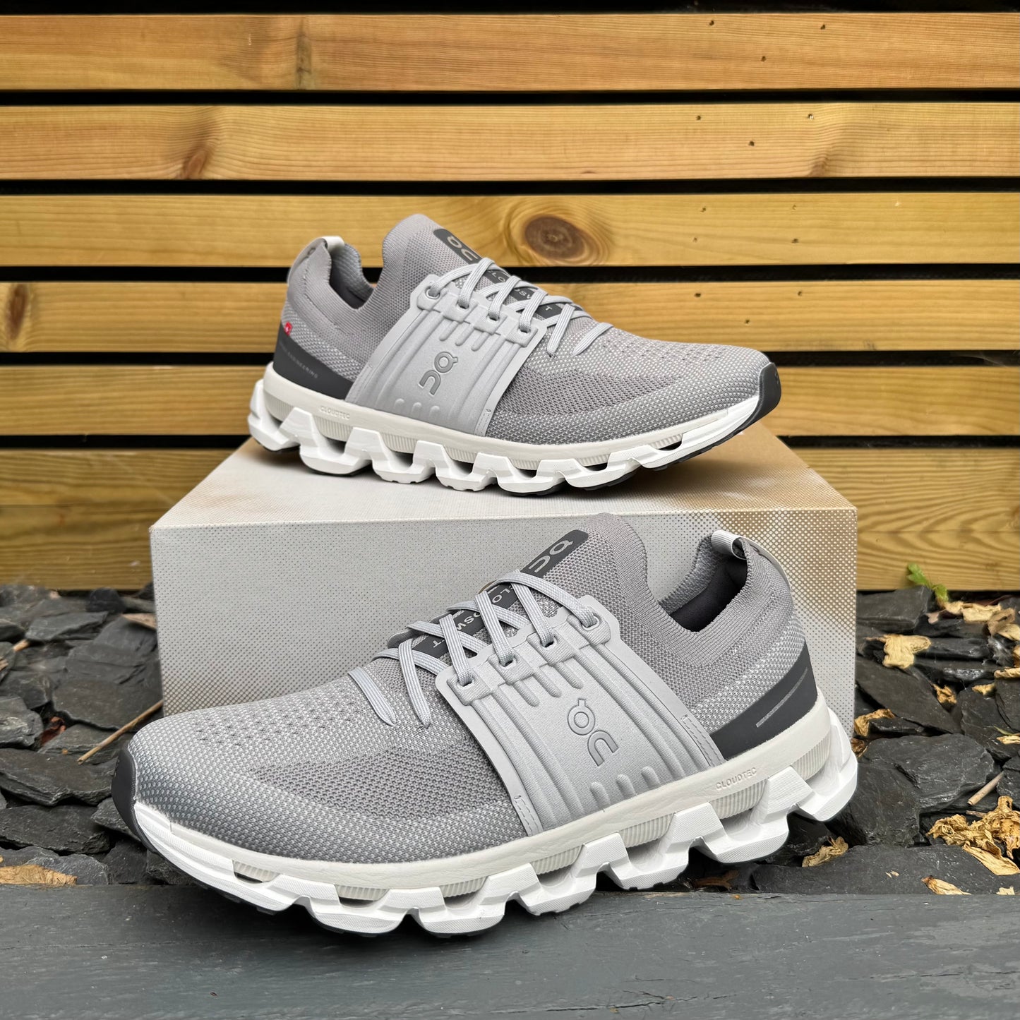 On Running CloudSwift 3.0 - Alloy / Glacier - UK9.5 - Brand New