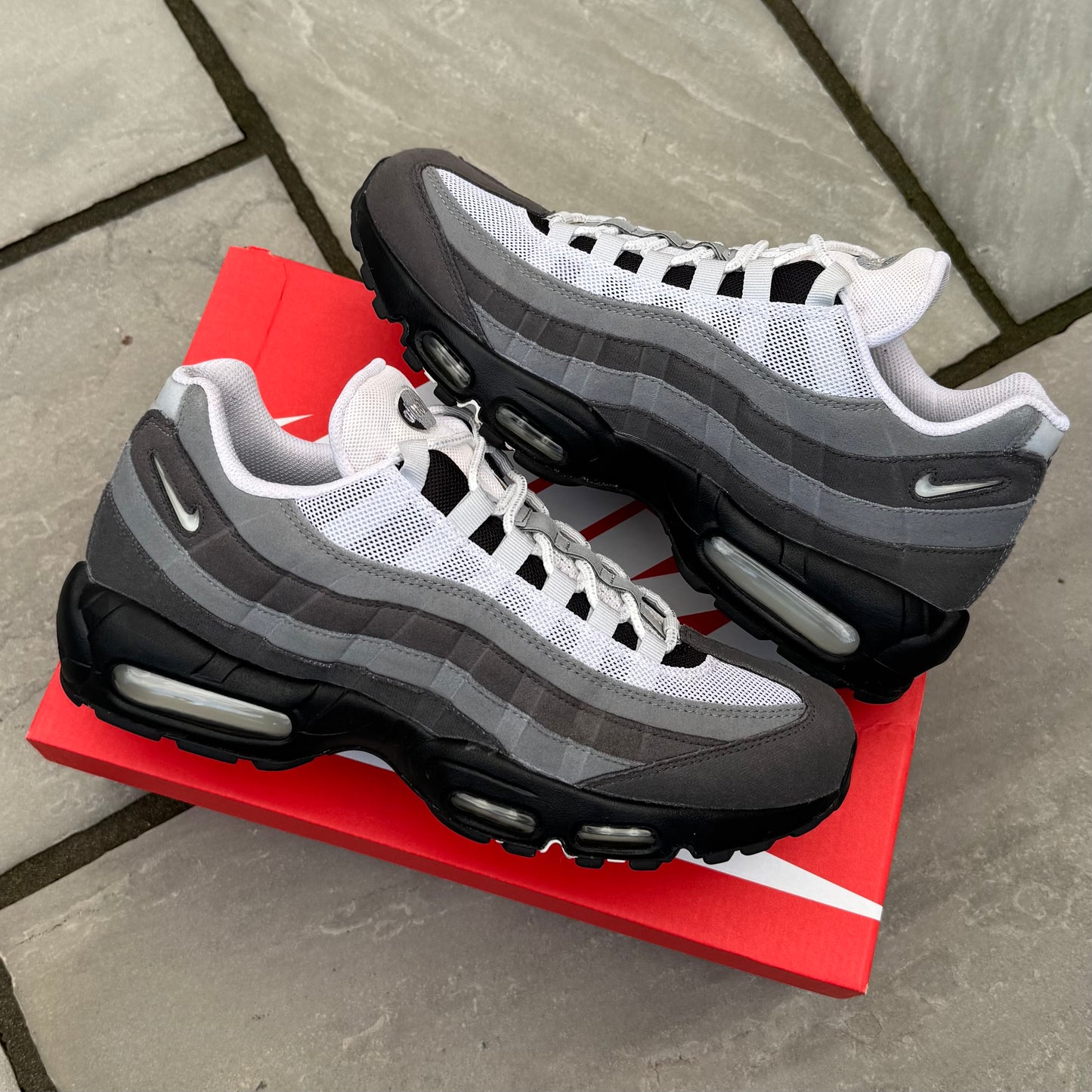 Nike Air Max 95 - Grey Jewel - UK9