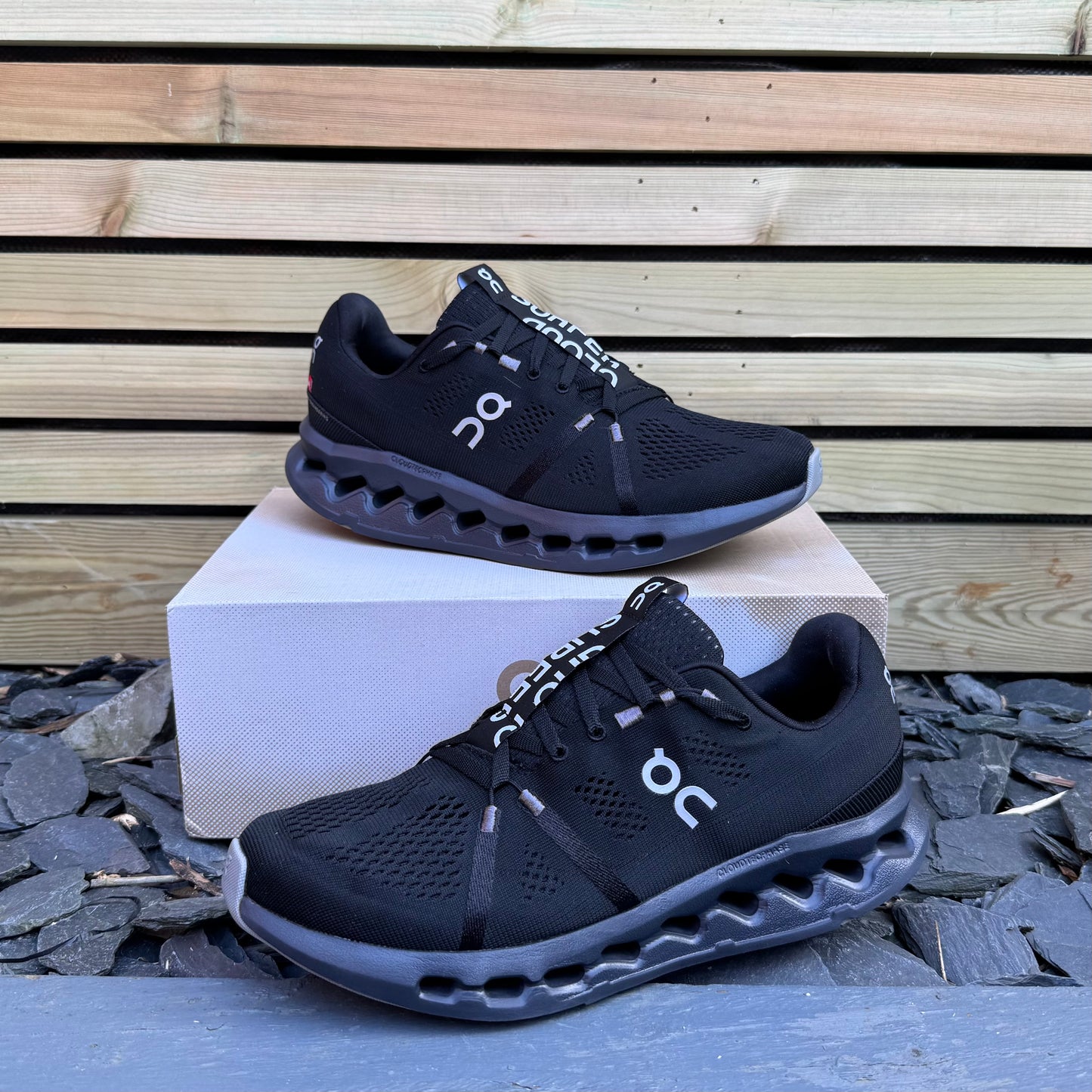On Running CloudSurfer - All Black - UK9
