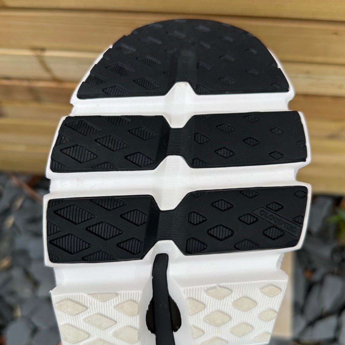 On Running CloudSwift 3.0 - Black - UK9