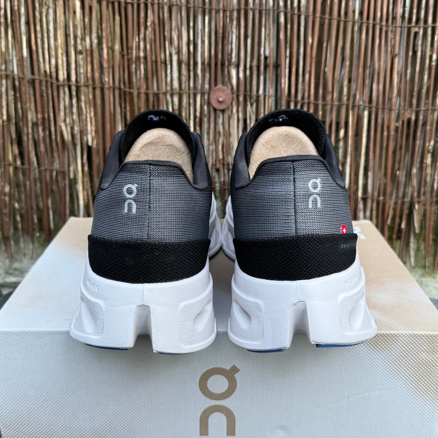 On Running CloudEclipse - Black / Frost - UK10