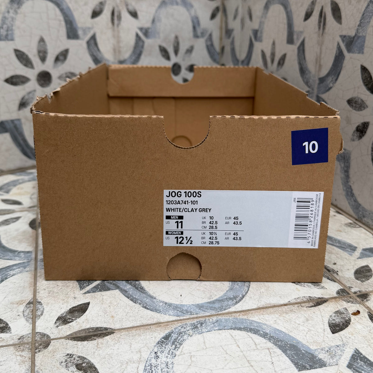 Asics Jog 100s - White / Clay Grey - UK10 - Brand New