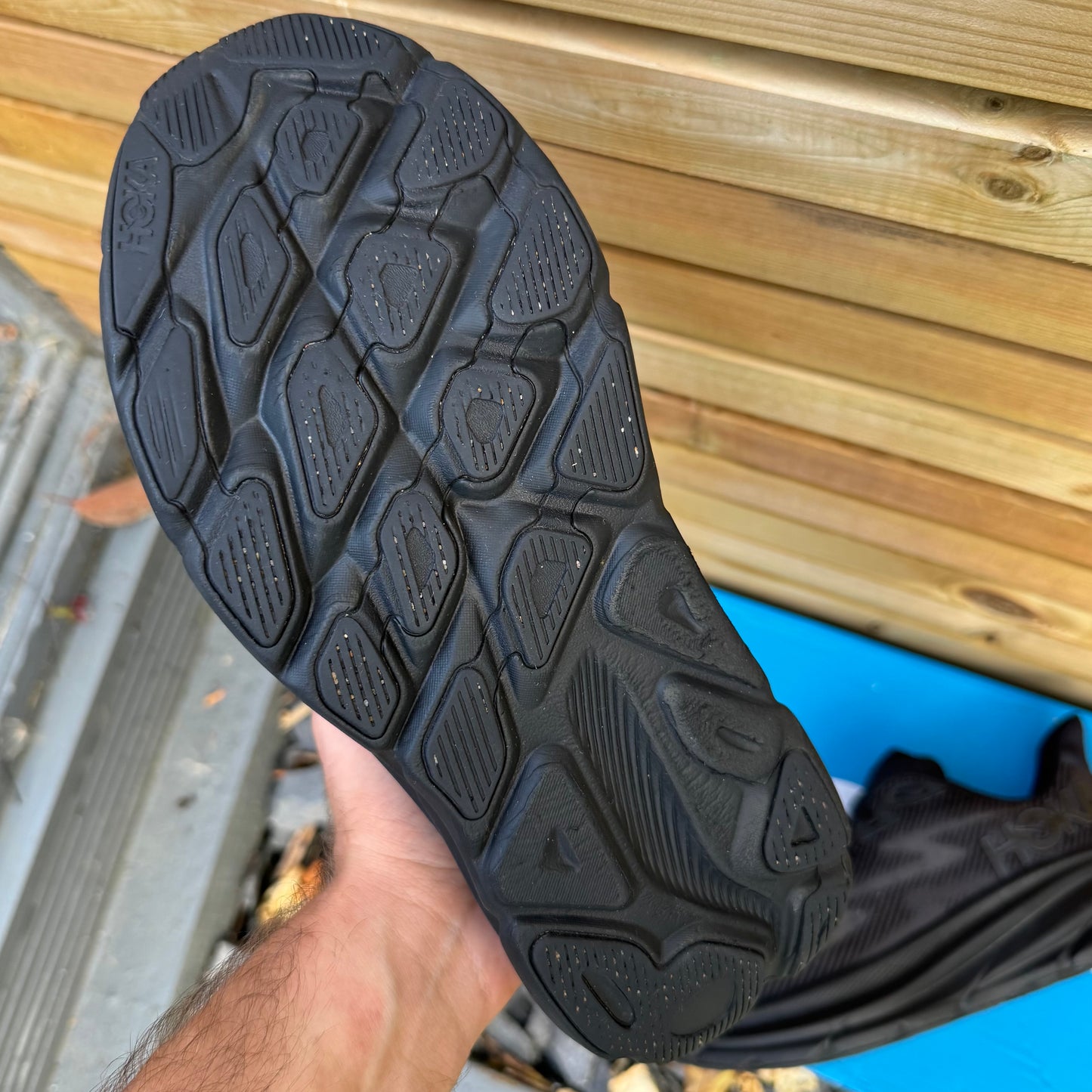 Hoka Clifton 9 - Triple Black - UK8.5