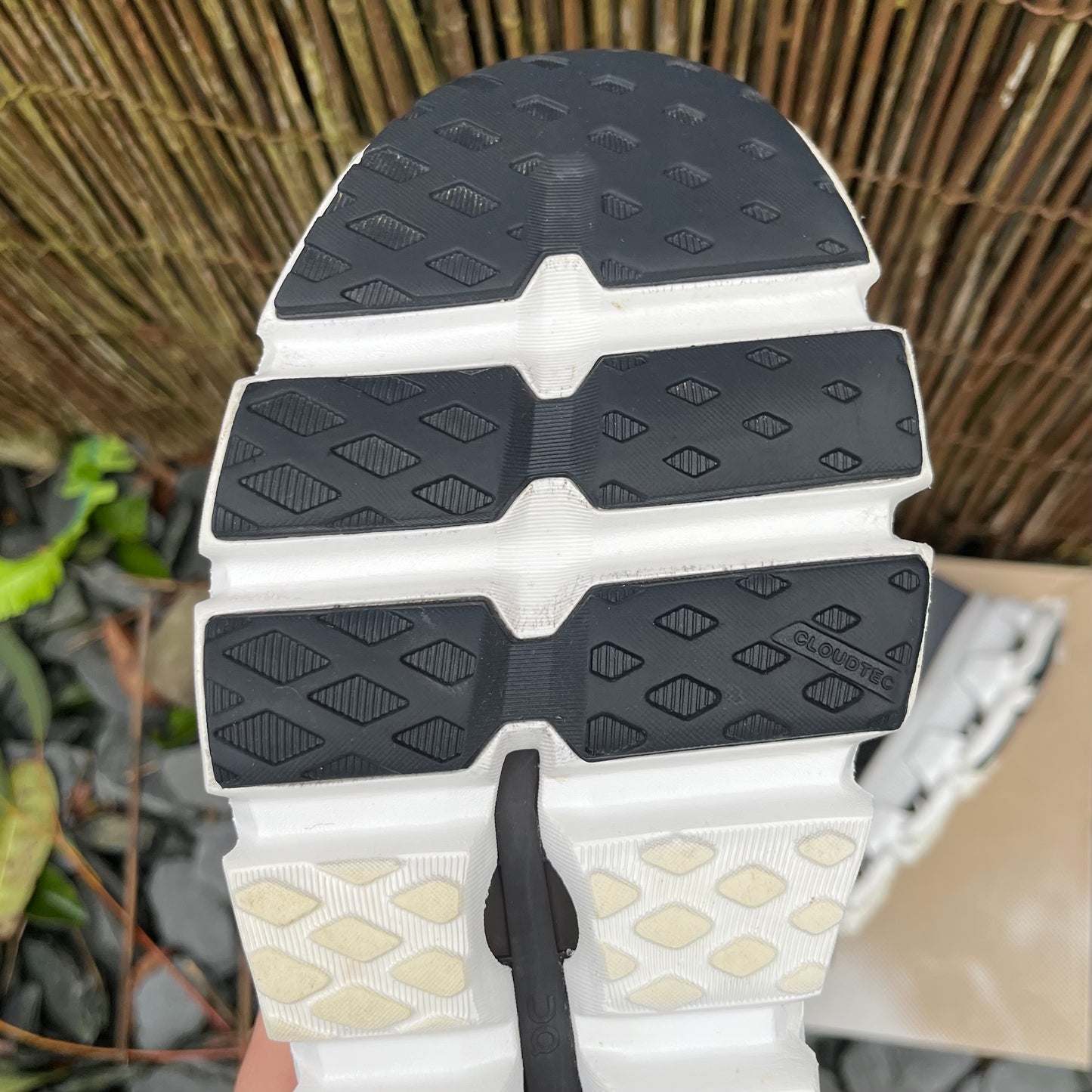On Running CloudSwift 3.0 - Black - UK10