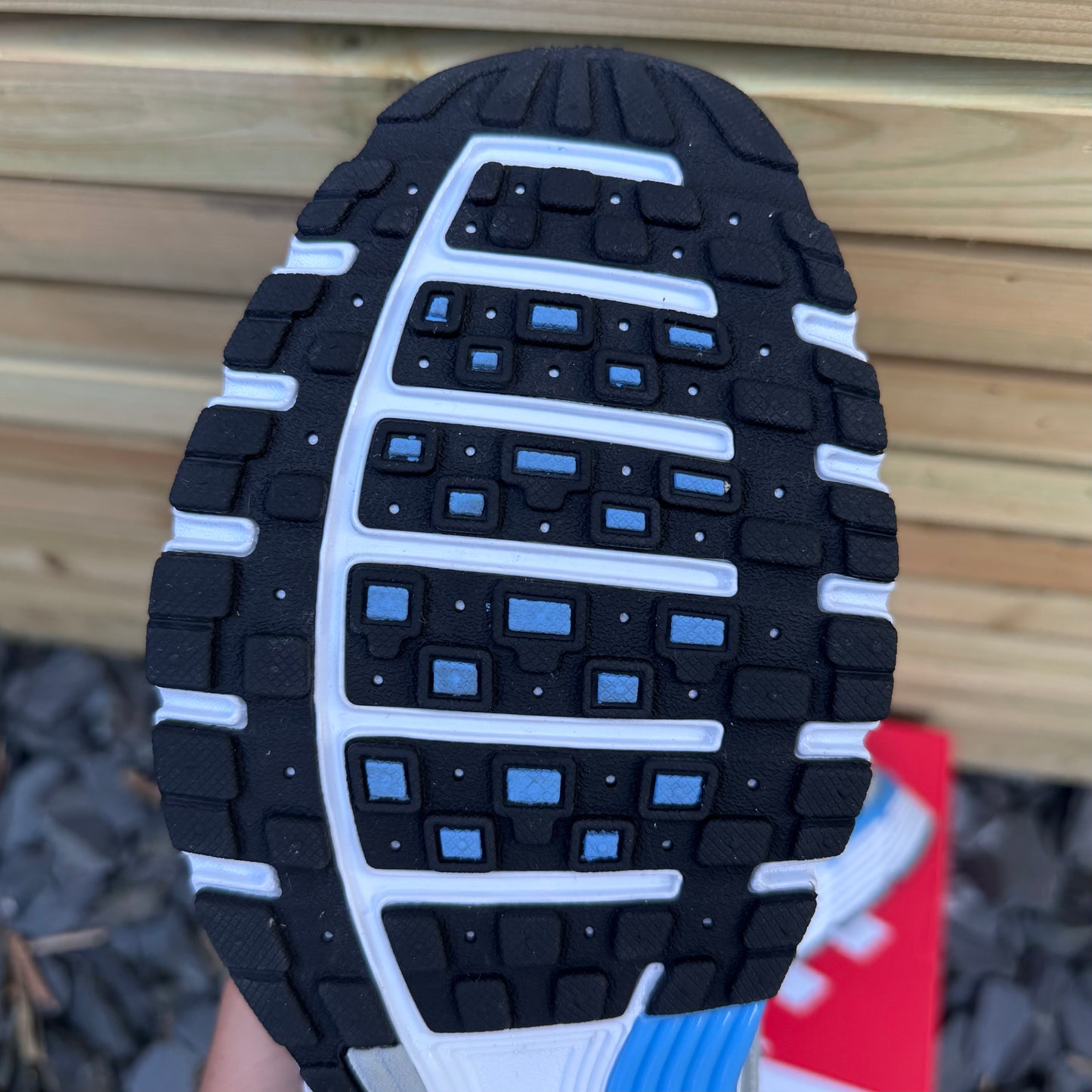 Nike P-6000 - Metallic Silver / University Blue - UK9