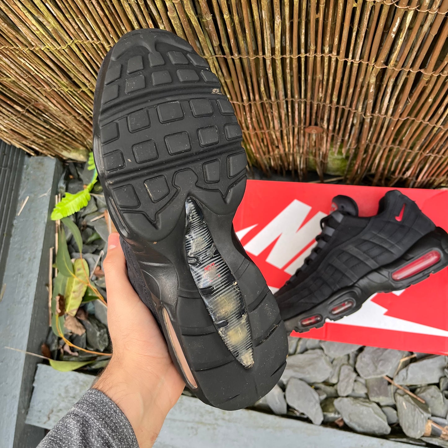 Nike Air Max 95 - Black / University Red - UK9