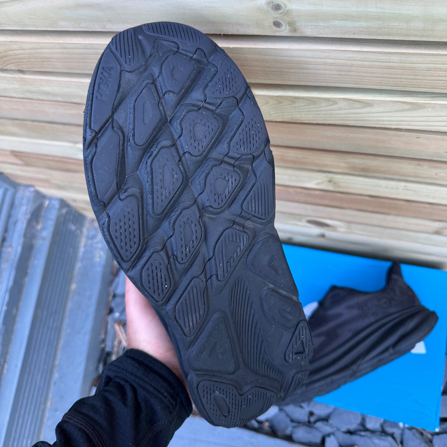 Hoka Clifton 9 - Triple Black - UK11.5