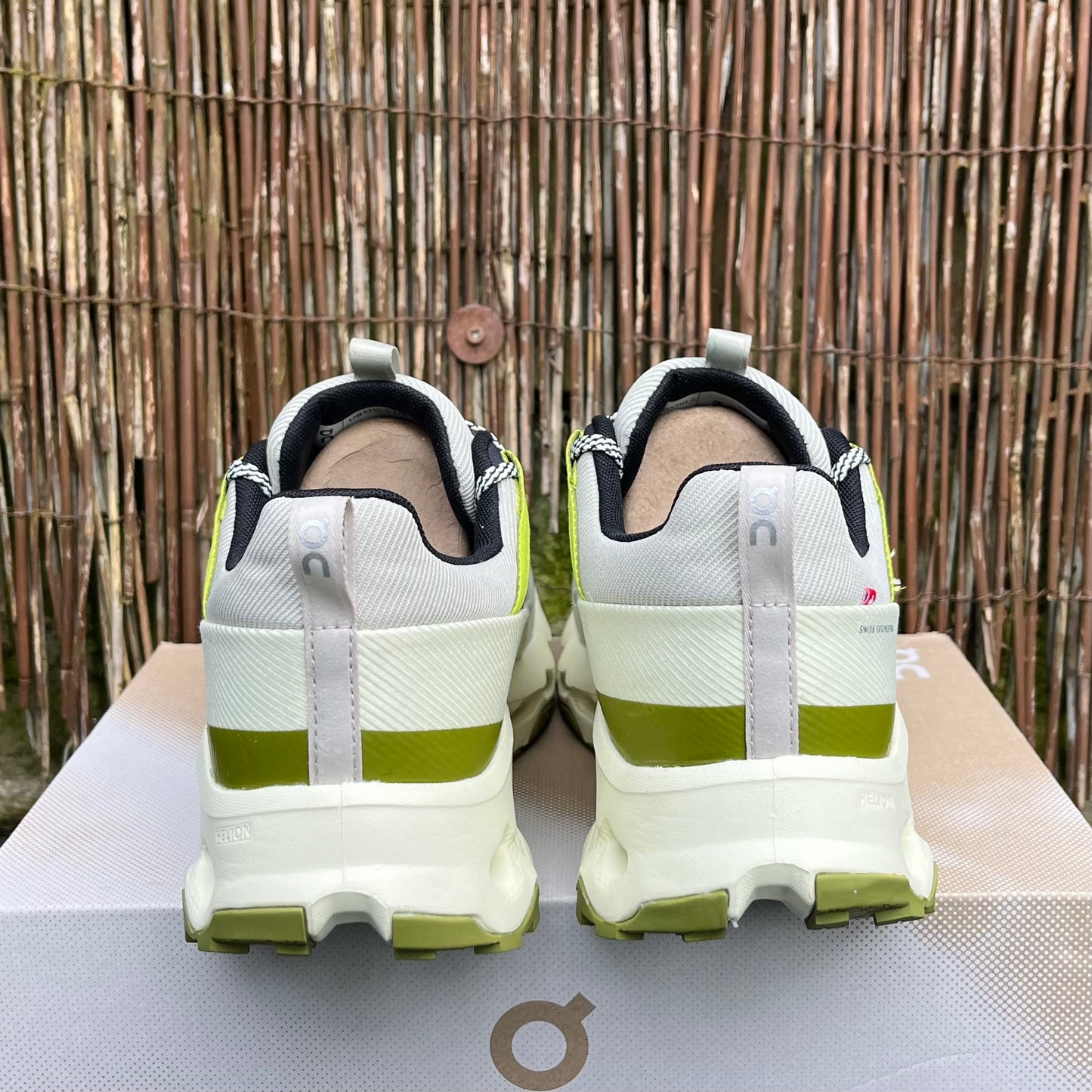 On Running CloudHorizon - Chalk / Seedling - UK10