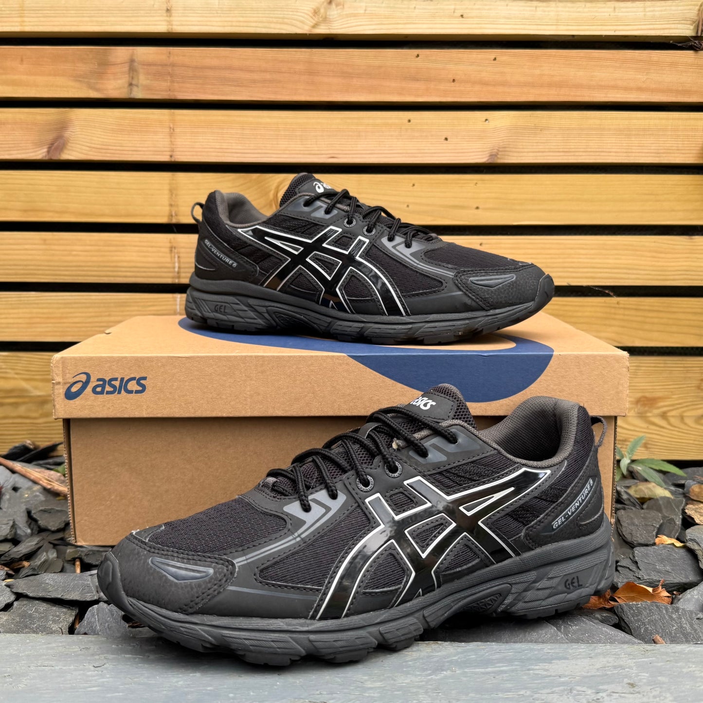 Asics Gel-Venture 6 - Black / Metallic - UK8