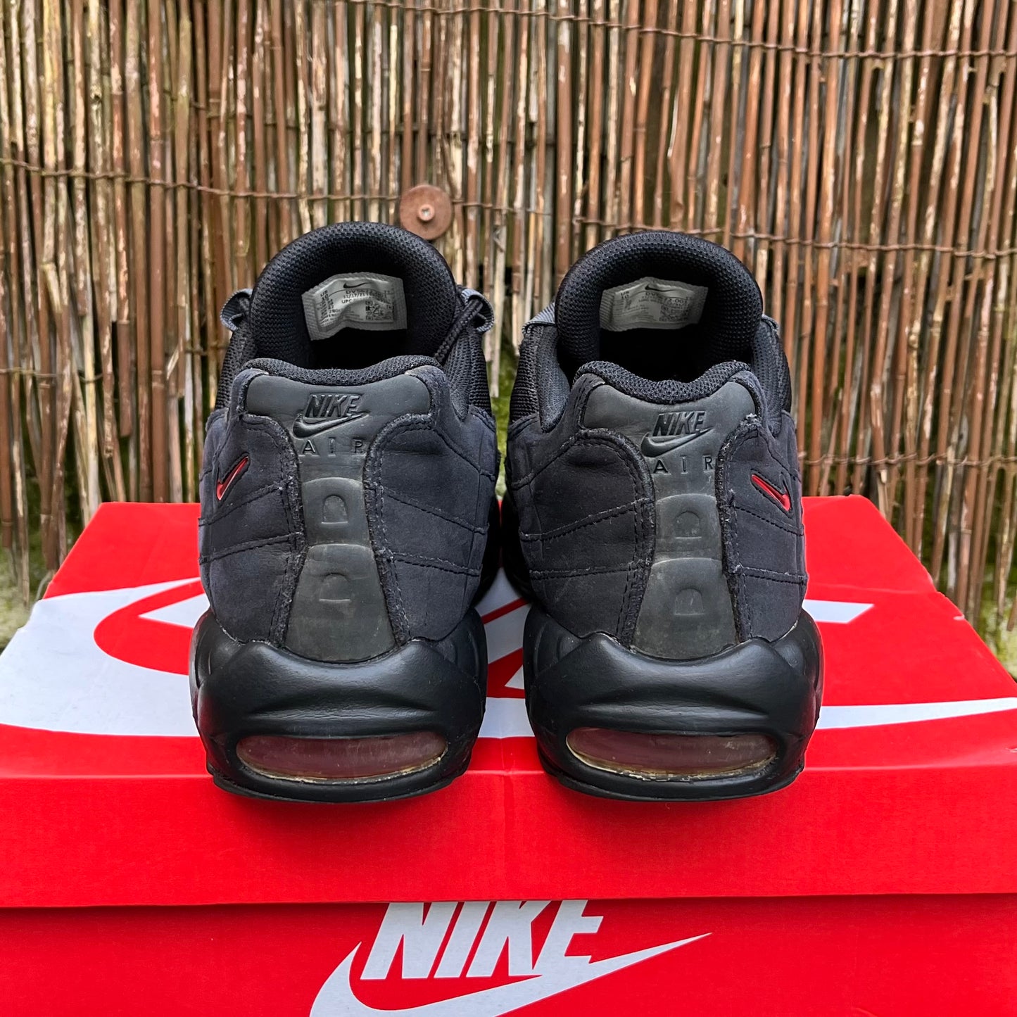Nike Air Max 95 - Black / University Red - UK9
