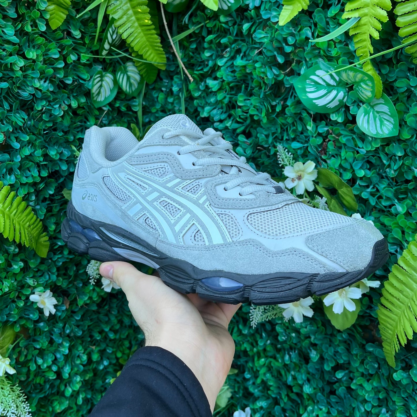 Asics Gel-NYC - Mid Grey / Sheet Rock - UK9.5