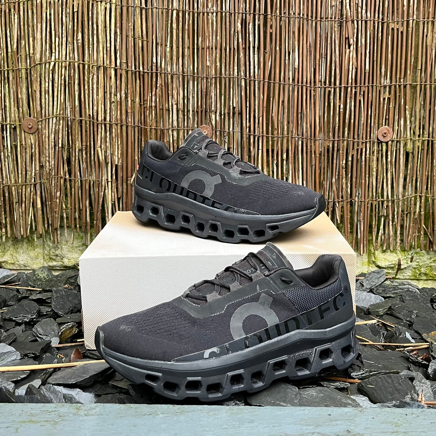 On Running CloudMonster - Triple Black - UK8.5