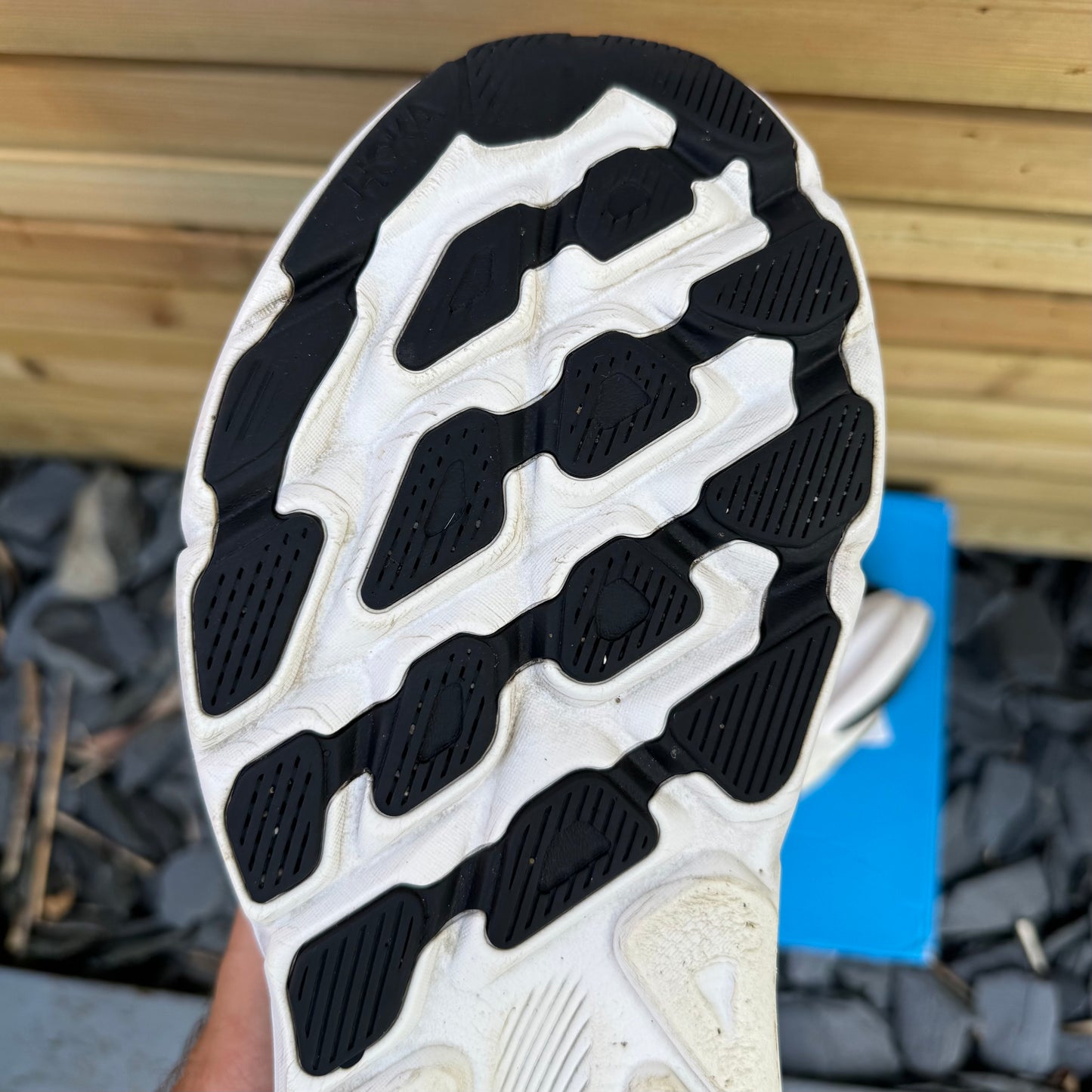 Hoka Clifton 9 - Black / White - UK10.5