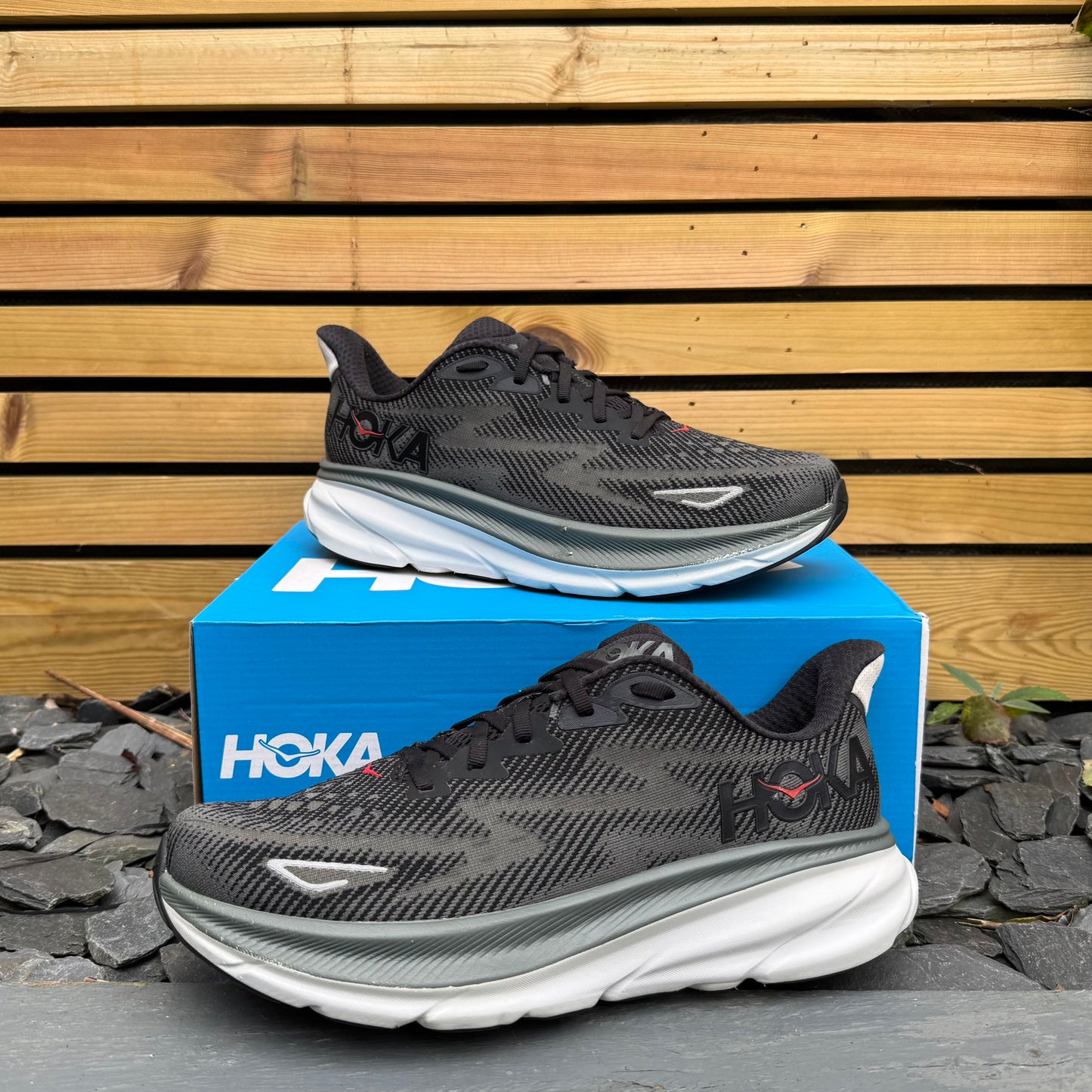 Hoka Clifton 9 - Black / Outer Orbit - UK9