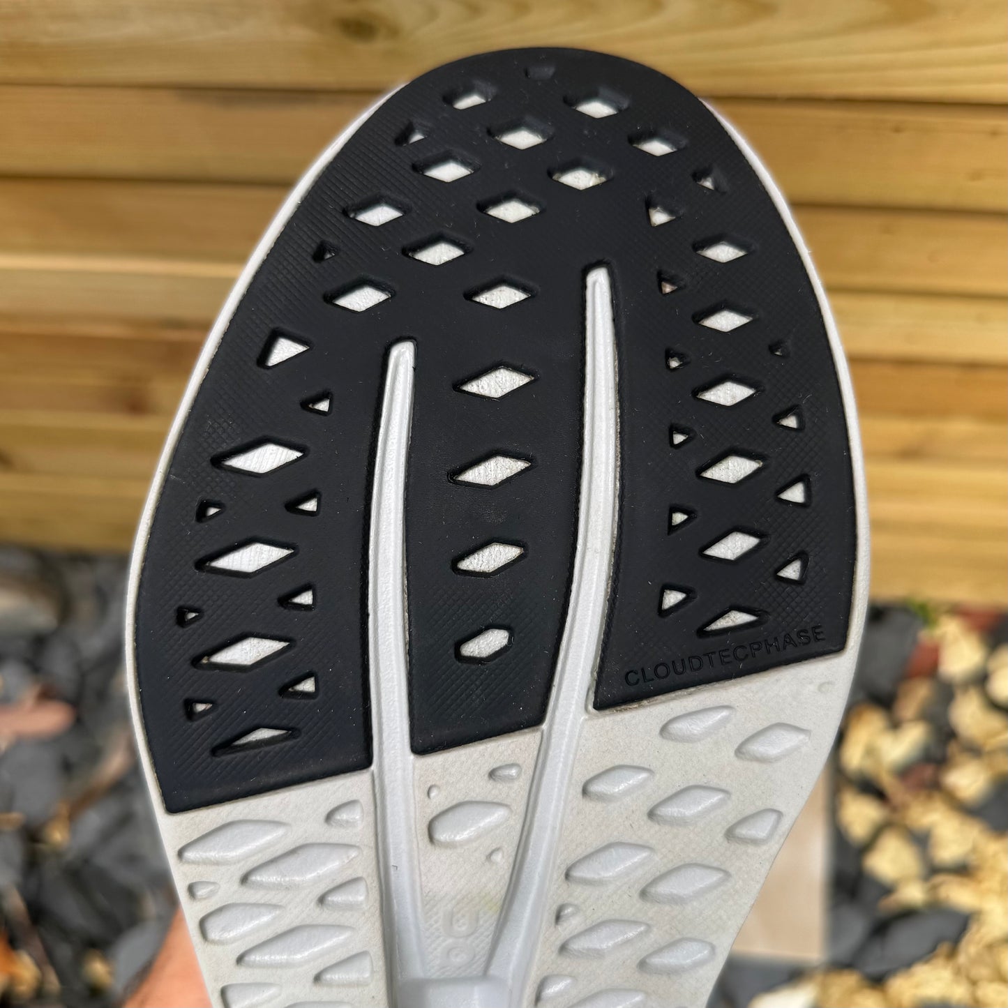 On Running CloudSurfer - Iron Glacier - UK10.5
