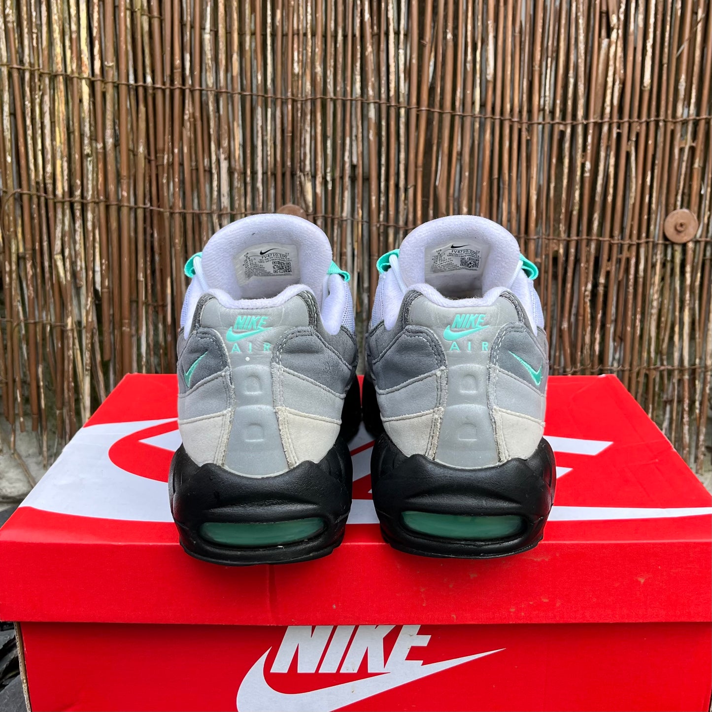 Nike Air Max 95 JD Exclusive Hyper Turquoise UK8