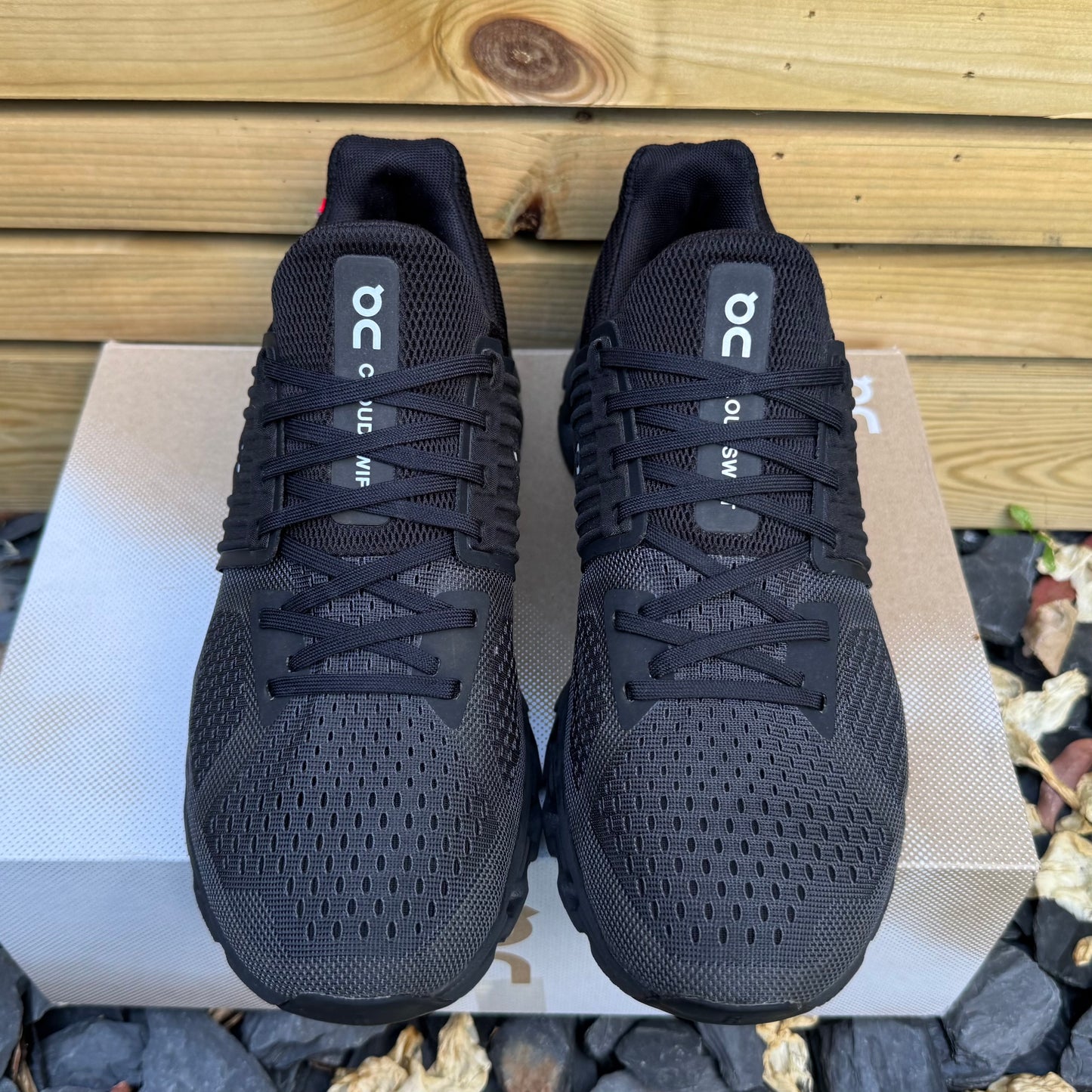 On Running CloudSwift 2.0 - Triple Black - UK8