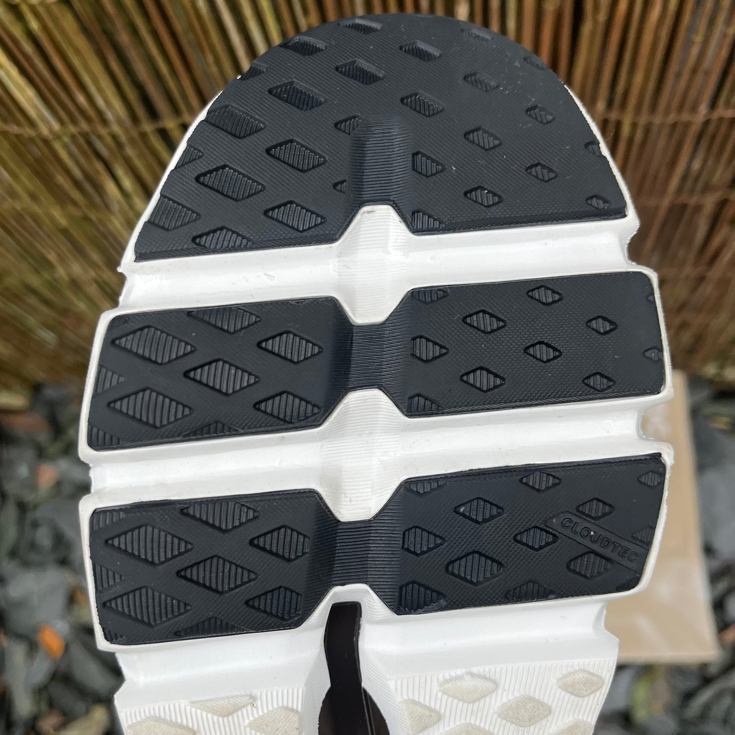 On Running CloudSwift 3.0 - Black - UK10