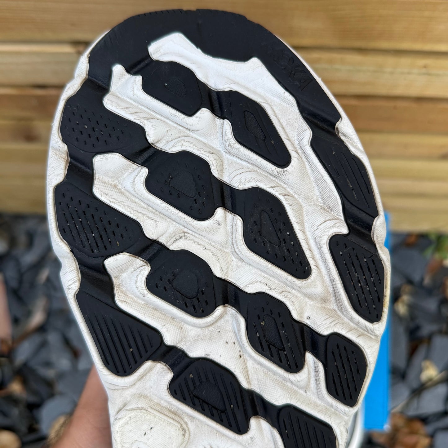 Hoka Clifton 9 - Black / White - UK9