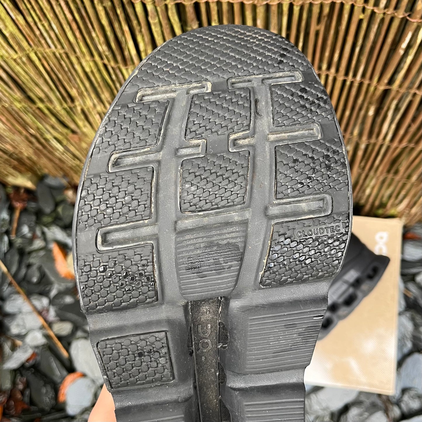 On Running CloudStratus 2 - Black - UK10.5
