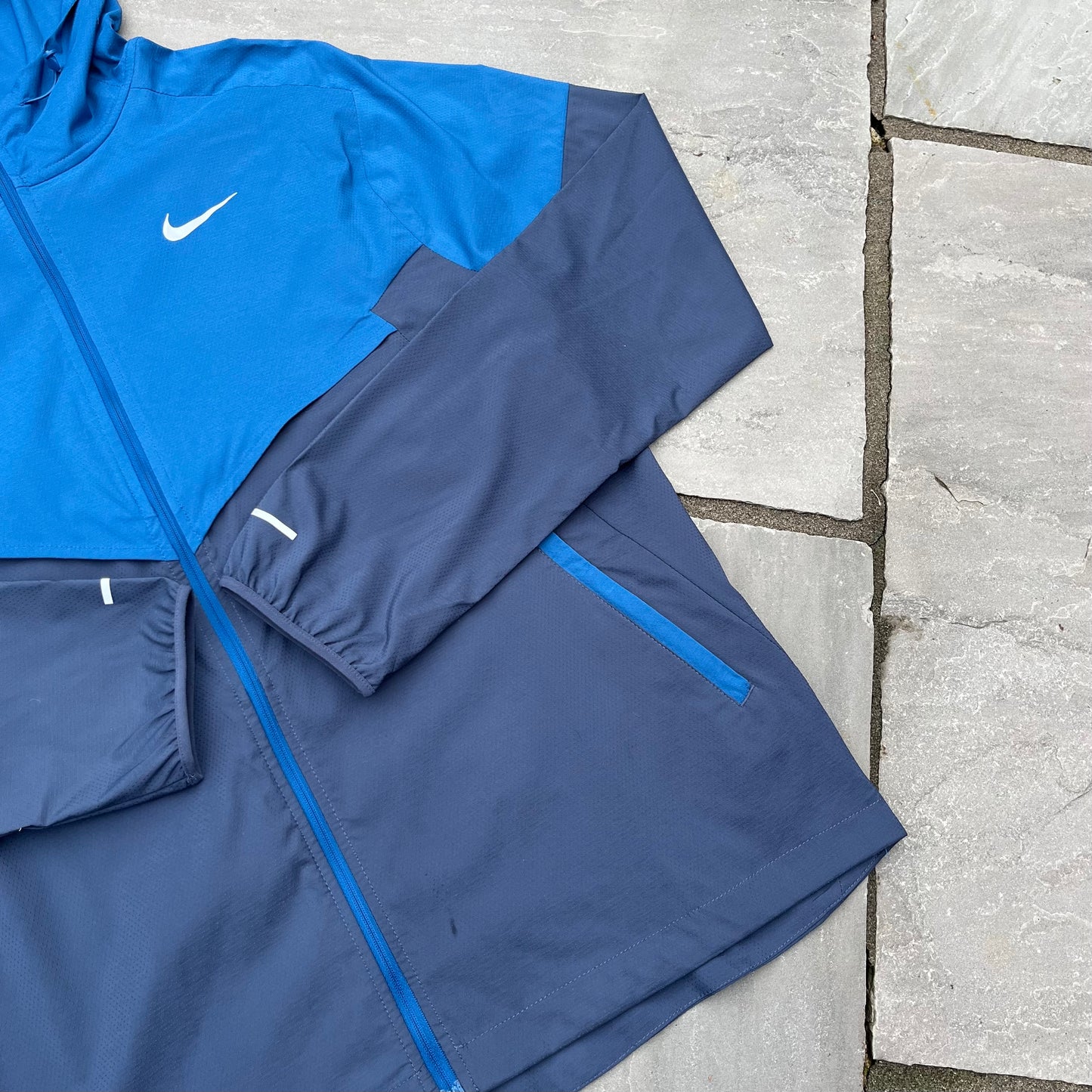 Nike Windrunner Packable Jacket - Thunder Blue - Medium