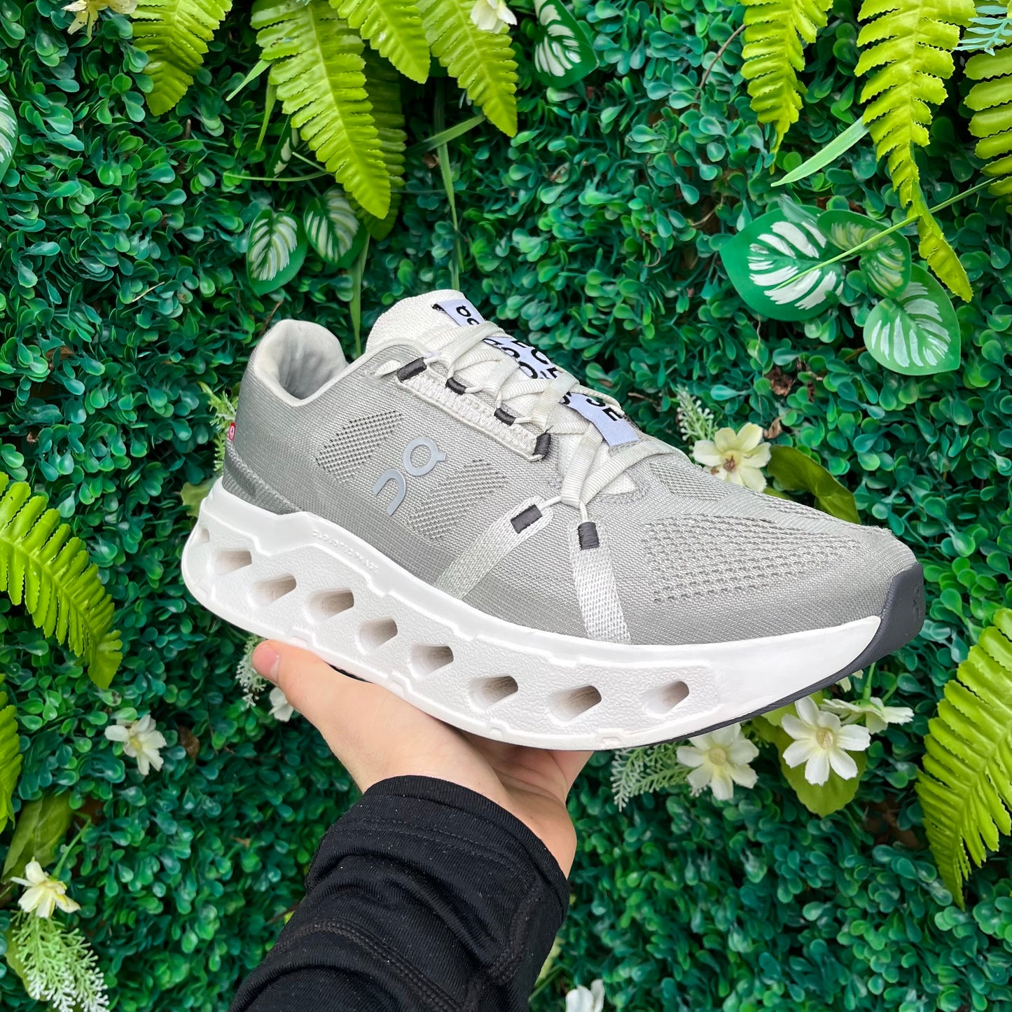 On Running CloudEclipse - Alloy White - UK9.5