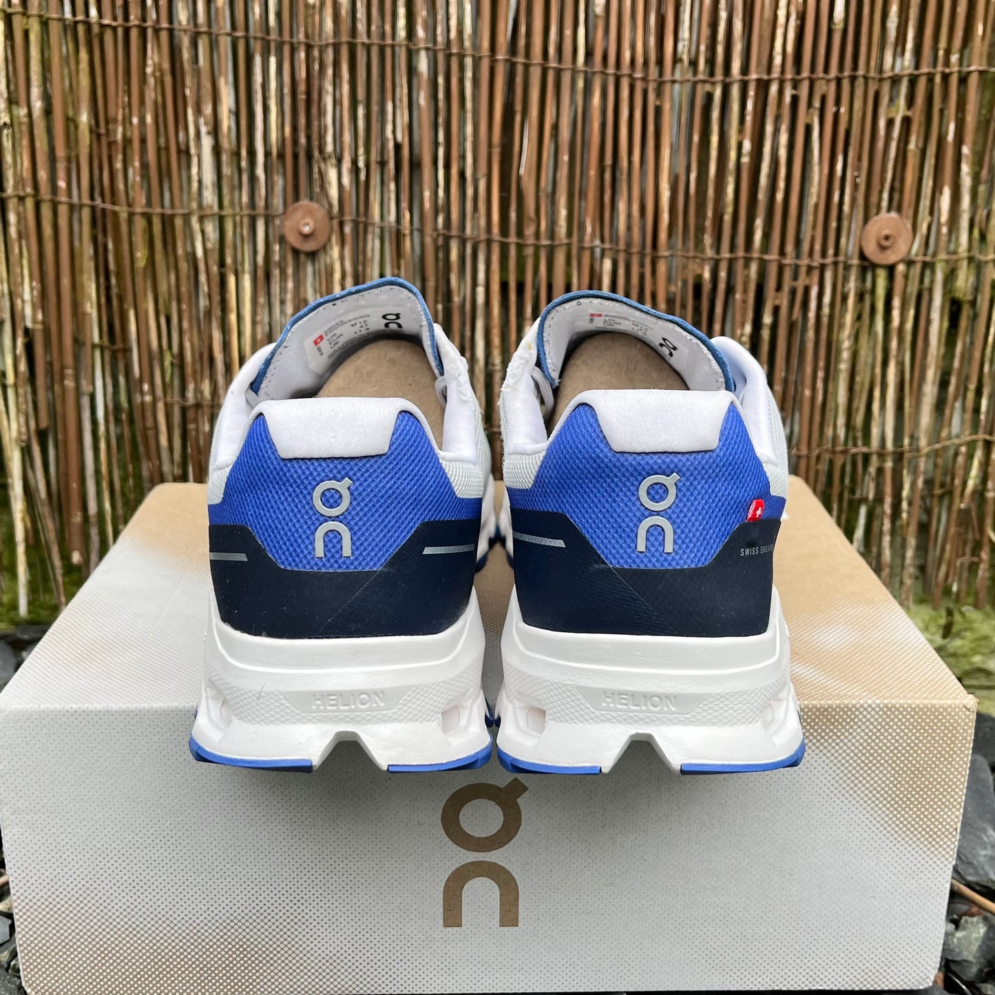On Running CloudVista - Frost / Ink - UK11.5
