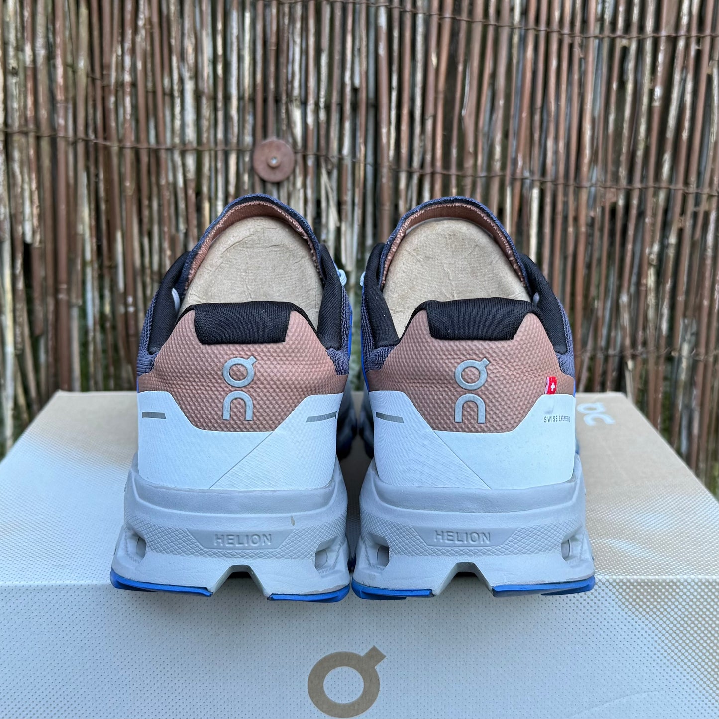 On Running CloudVista - Grey / Blue / Brown - UK9.5