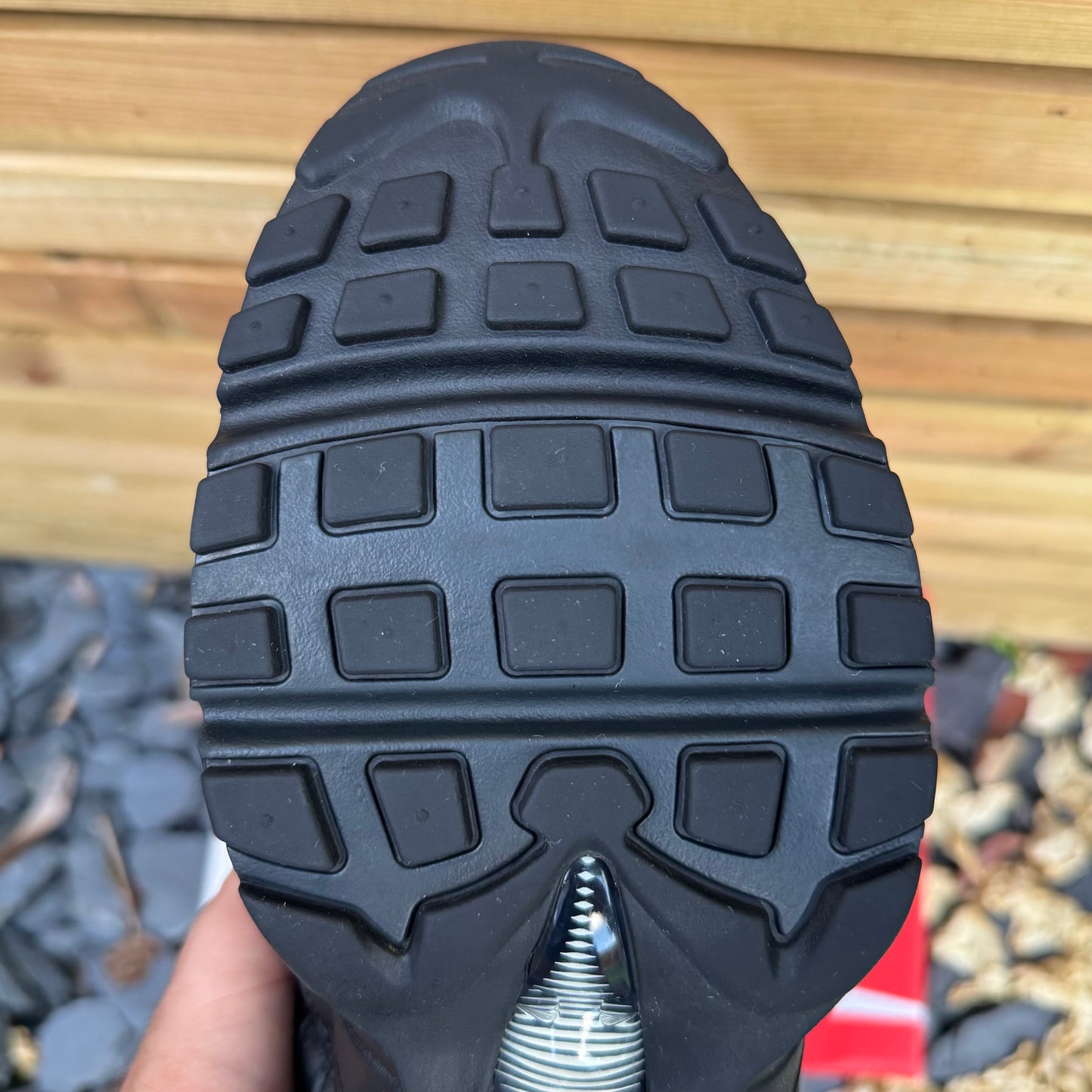 Nike Air Max 95 Essential - Triple Black 2020 - UK8