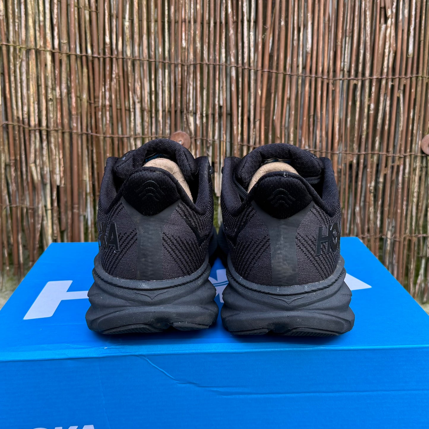 Hoka Clifton 9 - Triple Black - UK10.5