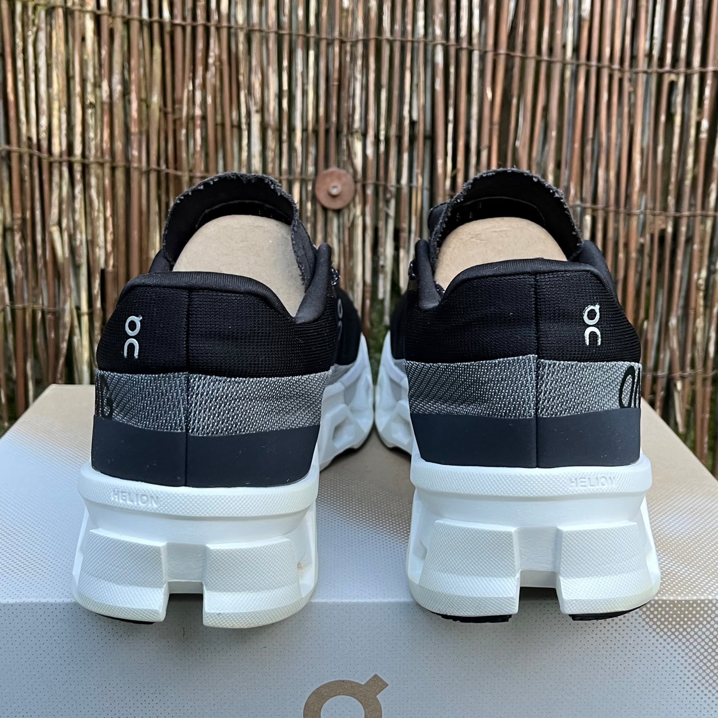 On Running CloudMonster 2 - Black / Frost - UK9