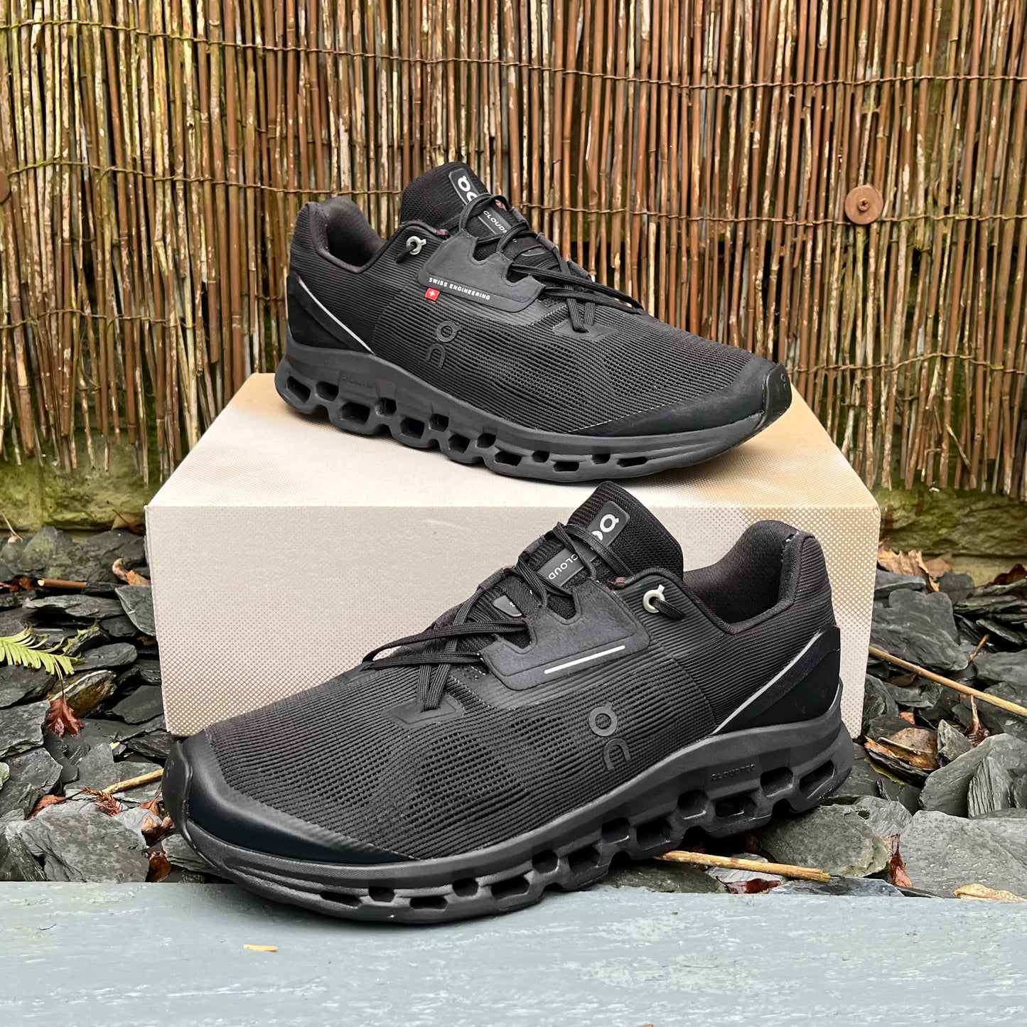 On Running CloudStratus 2 - Triple Black - UK11