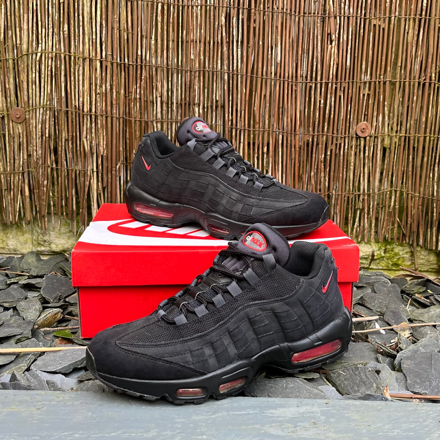 Nike Air Max 95 - Black / University Red - UK9