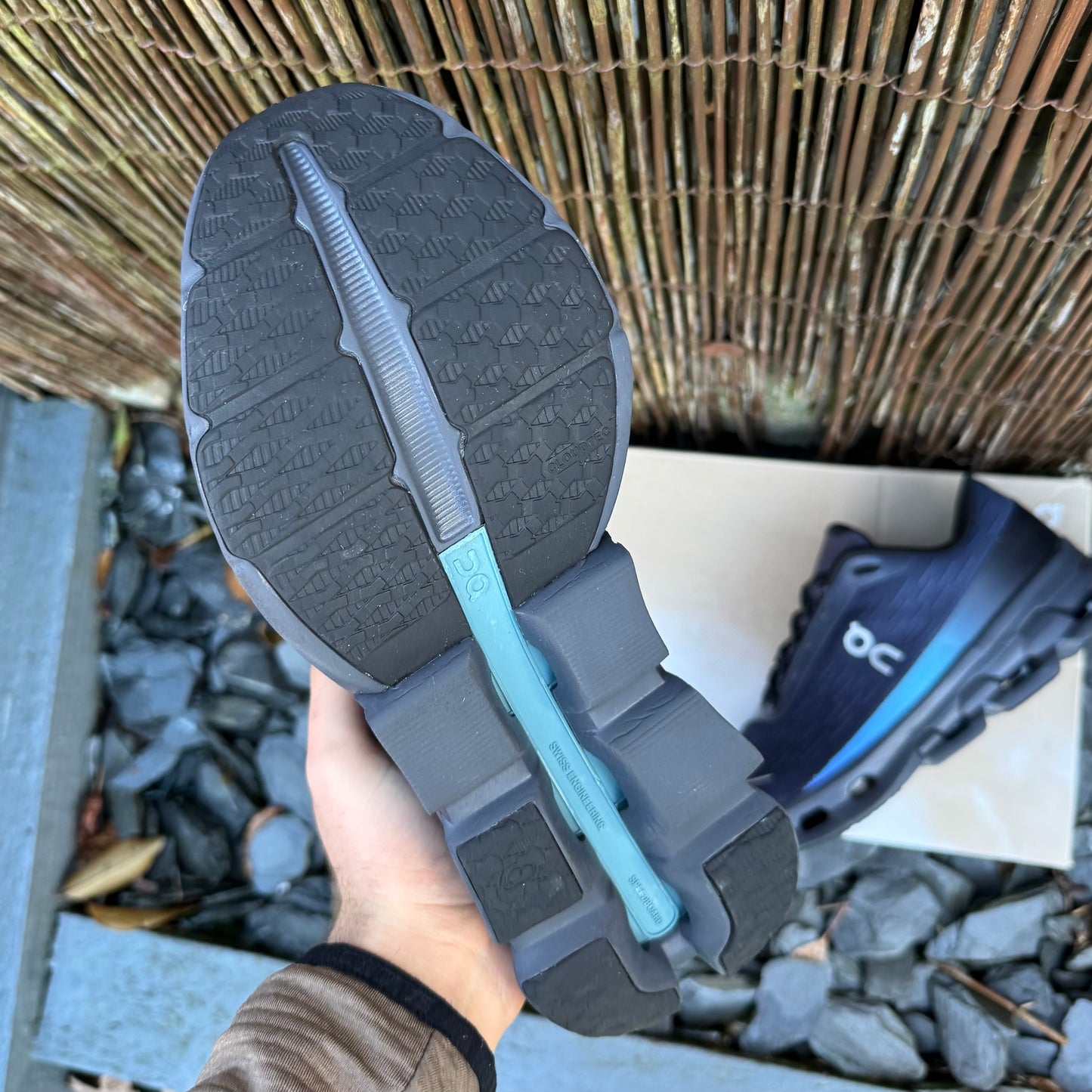 On Running CloudSpark - Black / Blueberry - UK8