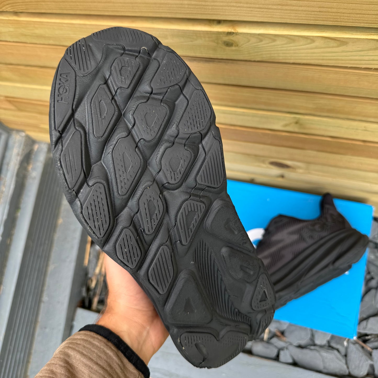 Hoka Clifton 9 - Triple Black - UK11