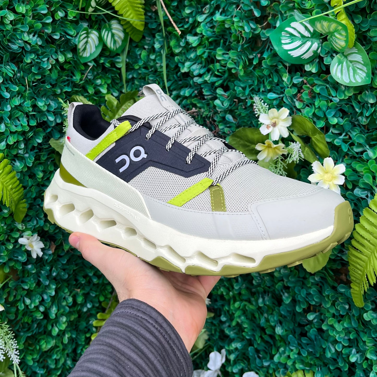 On Running CloudHorizon - Chalk / Seedling - UK10