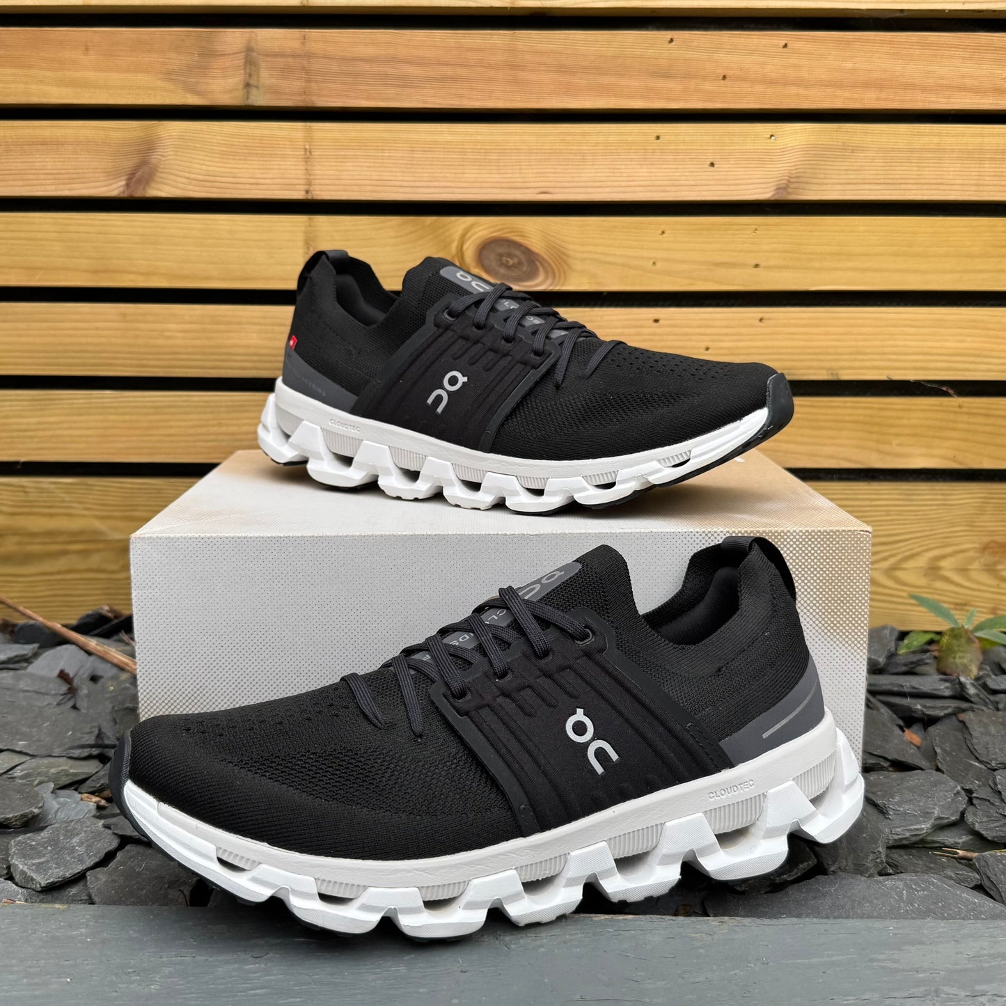 On Running CloudSwift 3.0 - Black - UK9