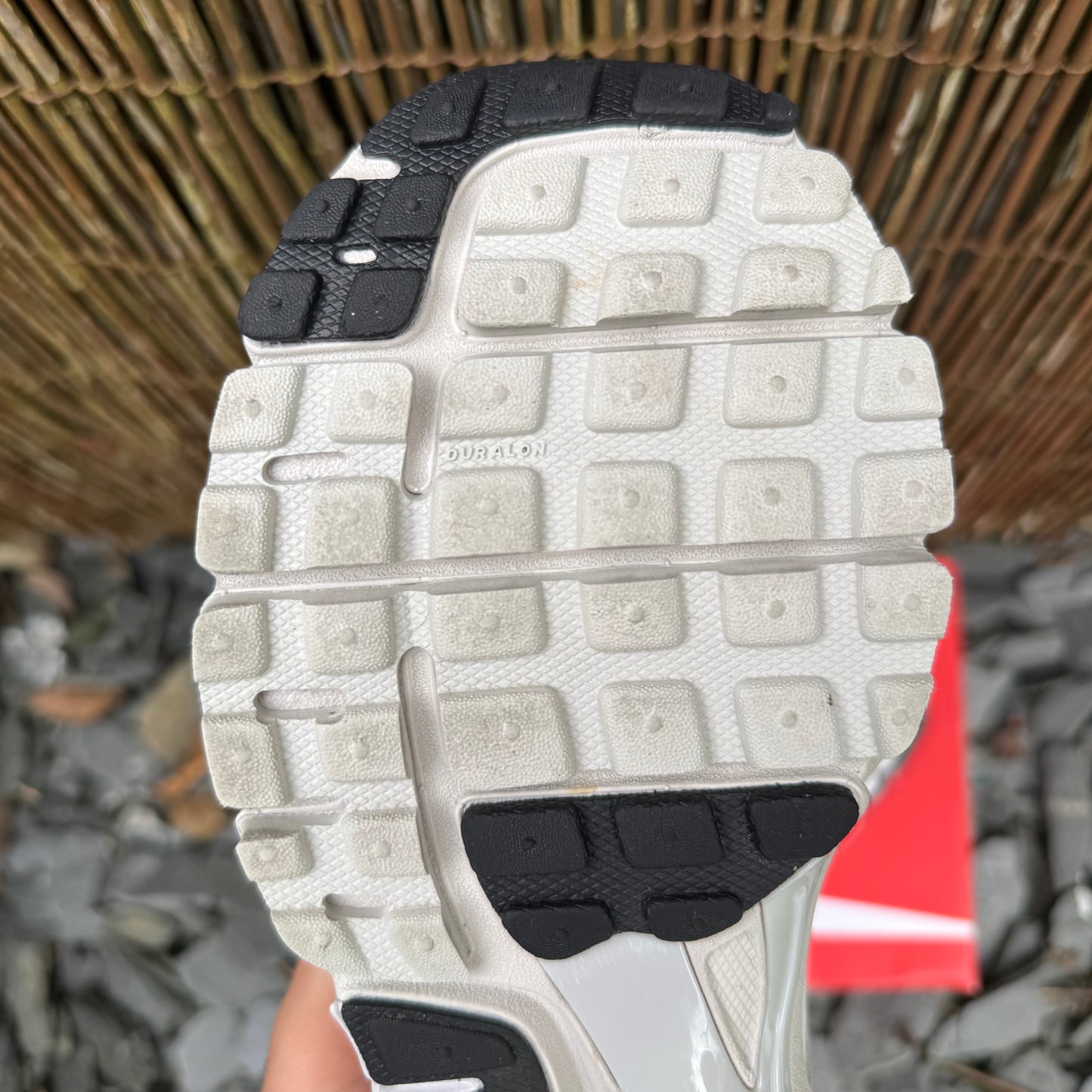 Nike Zoom Vomero 5 - Vast Grey - UK7.5