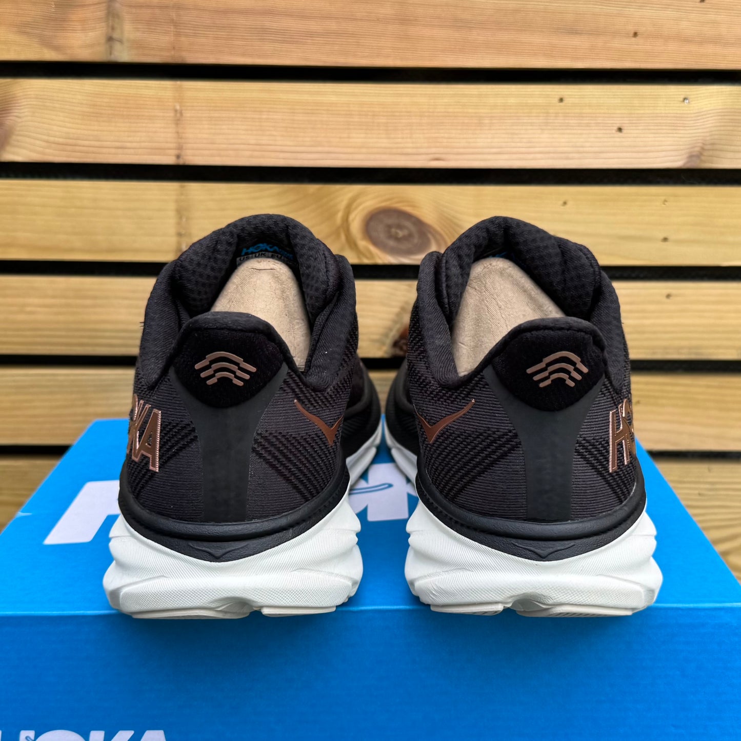 Hoka Clifton 9 - Black / Copper - UK8