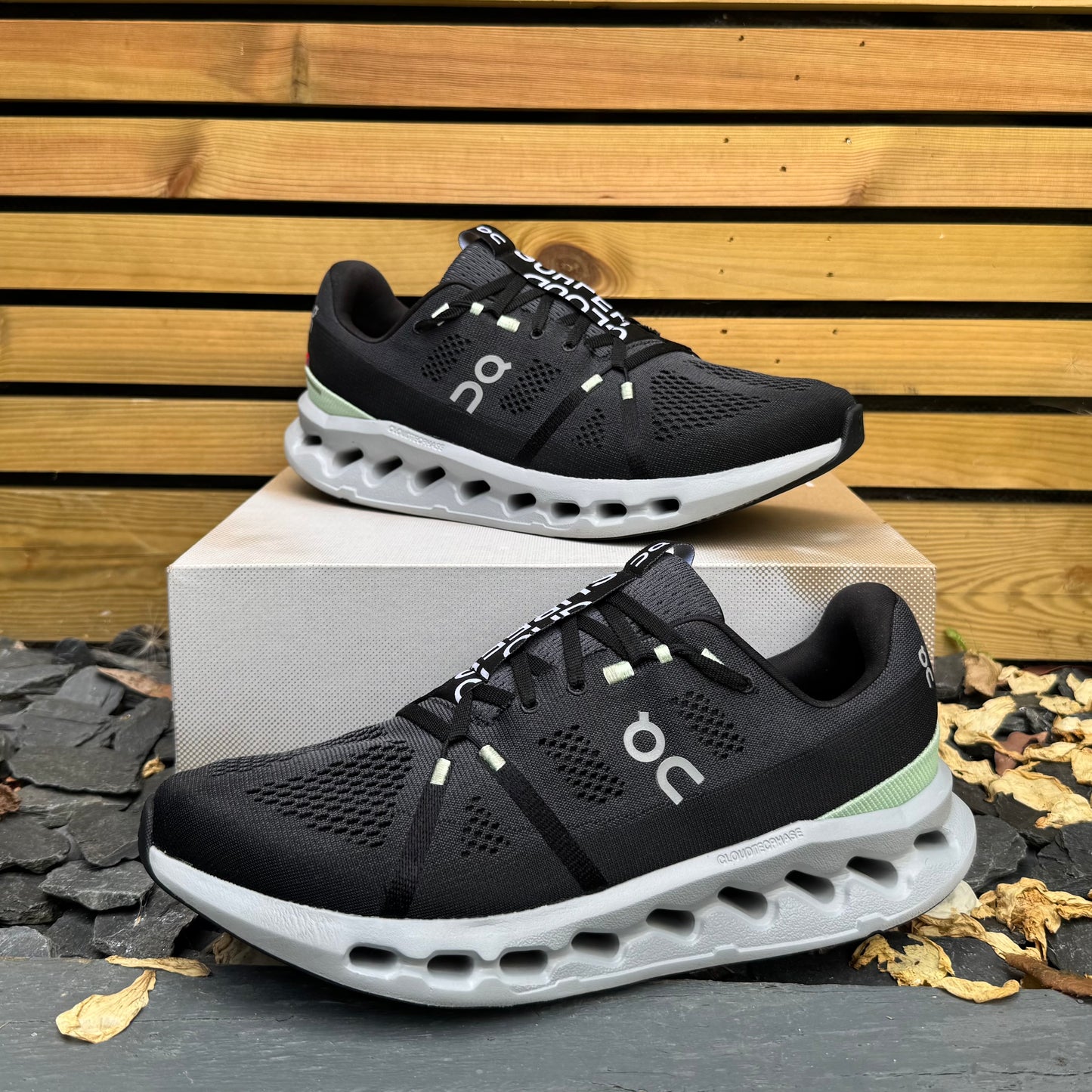 On Running CloudSurfer - Iron Glacier - UK10.5